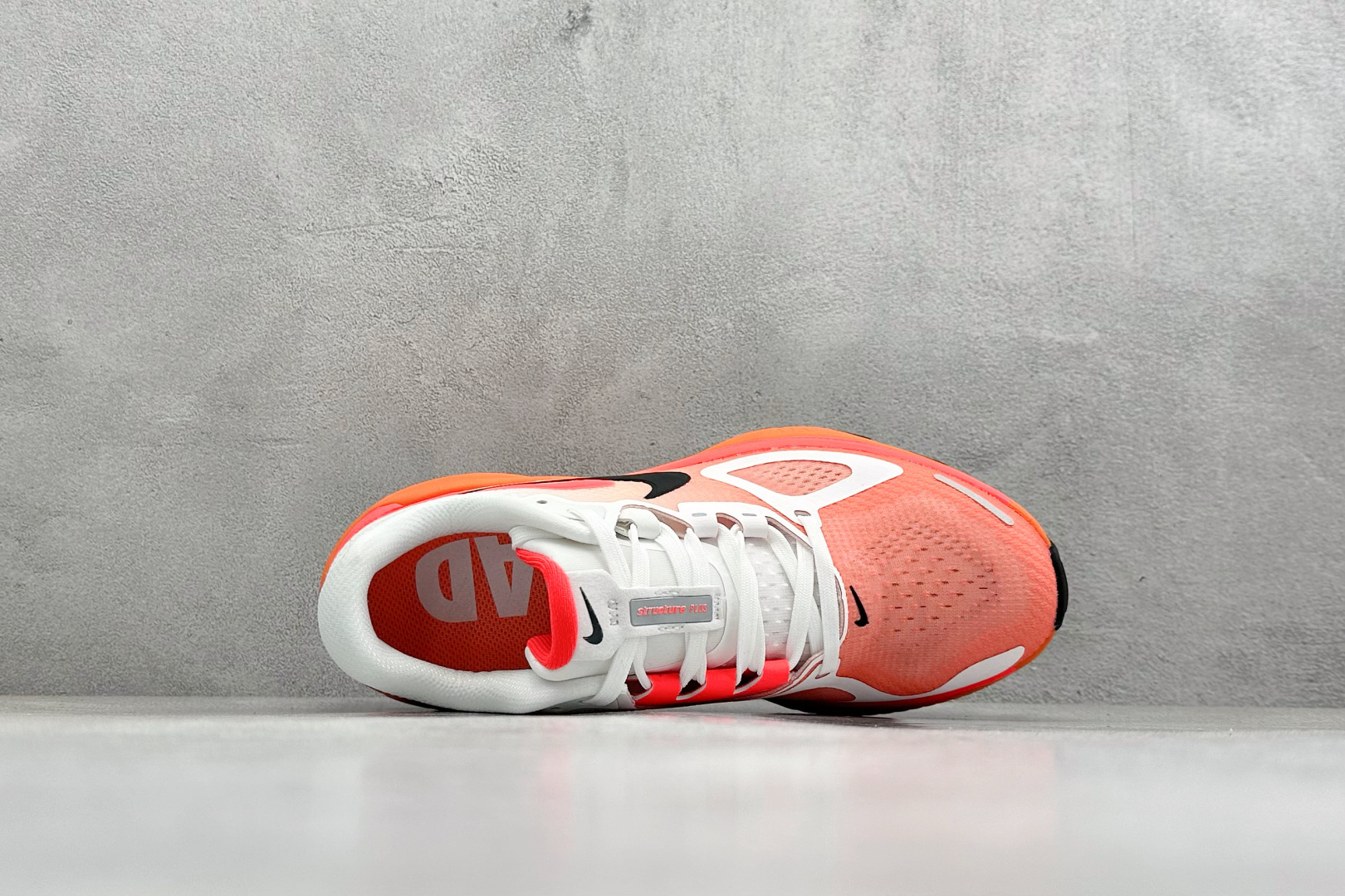 210 NIKE STRUCTURE PLUS 耐克 舒适减震防滑 低帮跑步鞋 HQ3049-101
