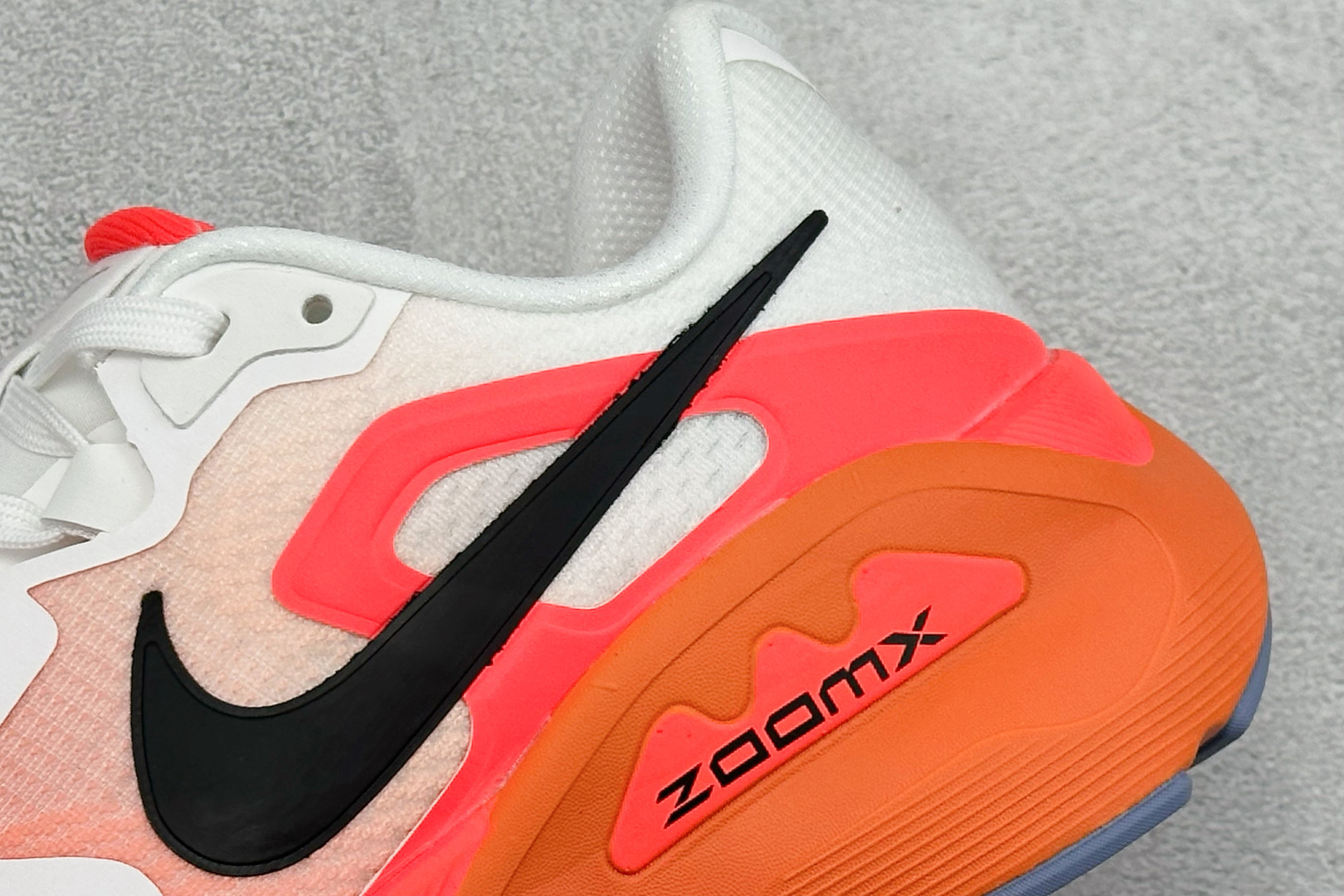 210 NIKE STRUCTURE PLUS 耐克 舒适减震防滑 低帮跑步鞋 HQ3049-101