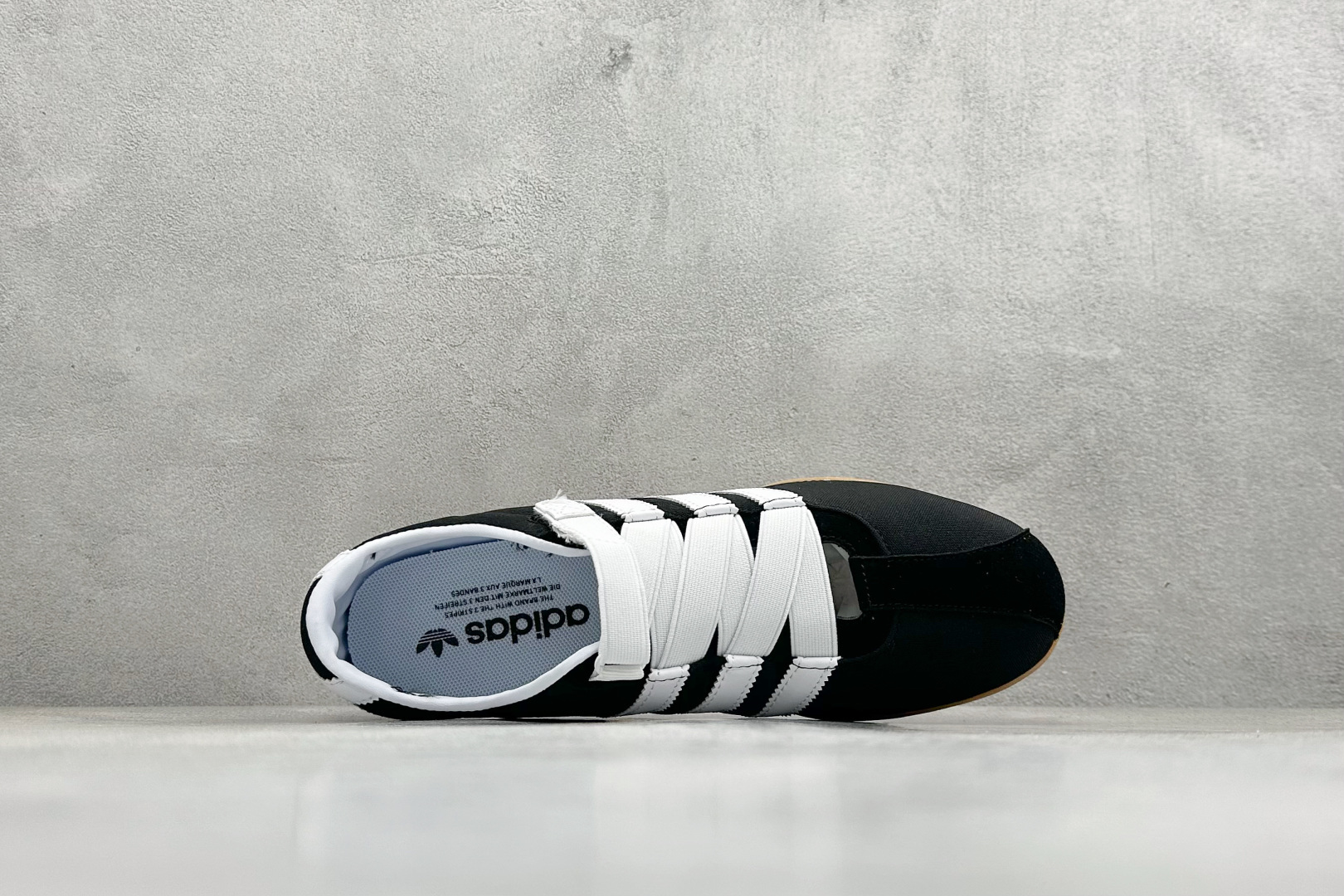 160 Adidas Tokyo W 阿迪达斯 舒适百搭经典休闲运动鞋 JR4790