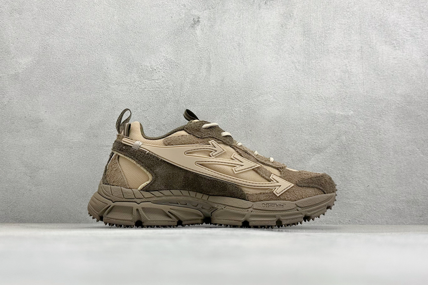 380 S版 Off-White 防滑耐磨透气性轻便跑鞋 OWIA289F25LEA001