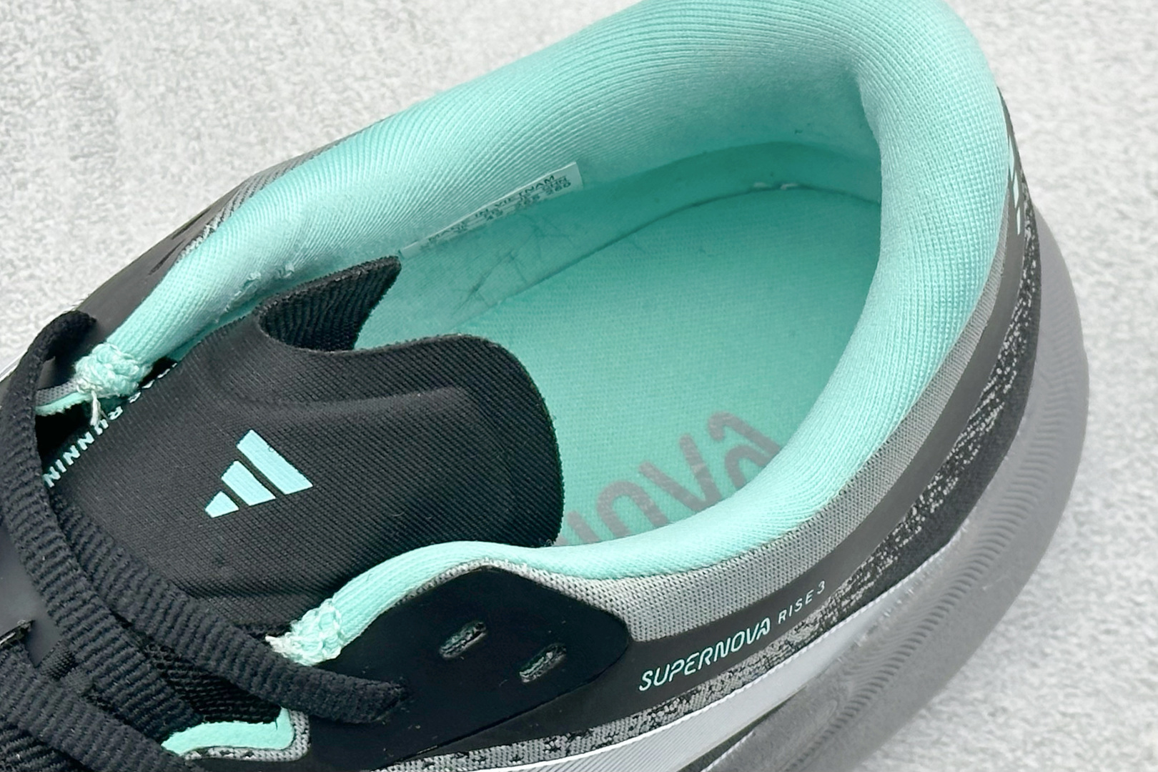 180 TY版Adidas Supernova Rise 3 阿迪达斯 减震回弹 运动透气休闲跑步鞋 JR7387