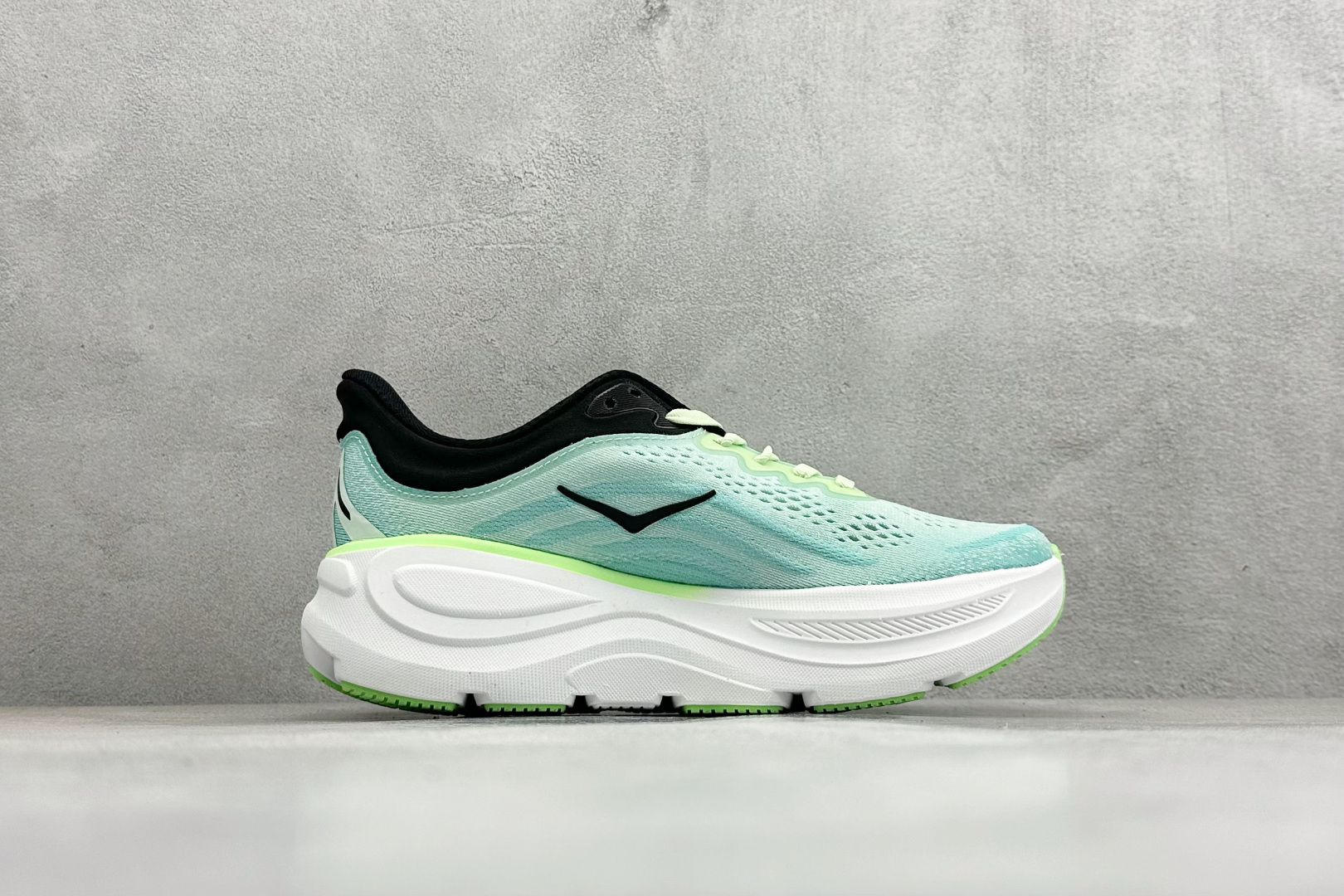 170 ST版HOKA ONE ONE Bondi 9 复古舒适防滑耐磨低帮山地户外跑步鞋 1162011-LNMT