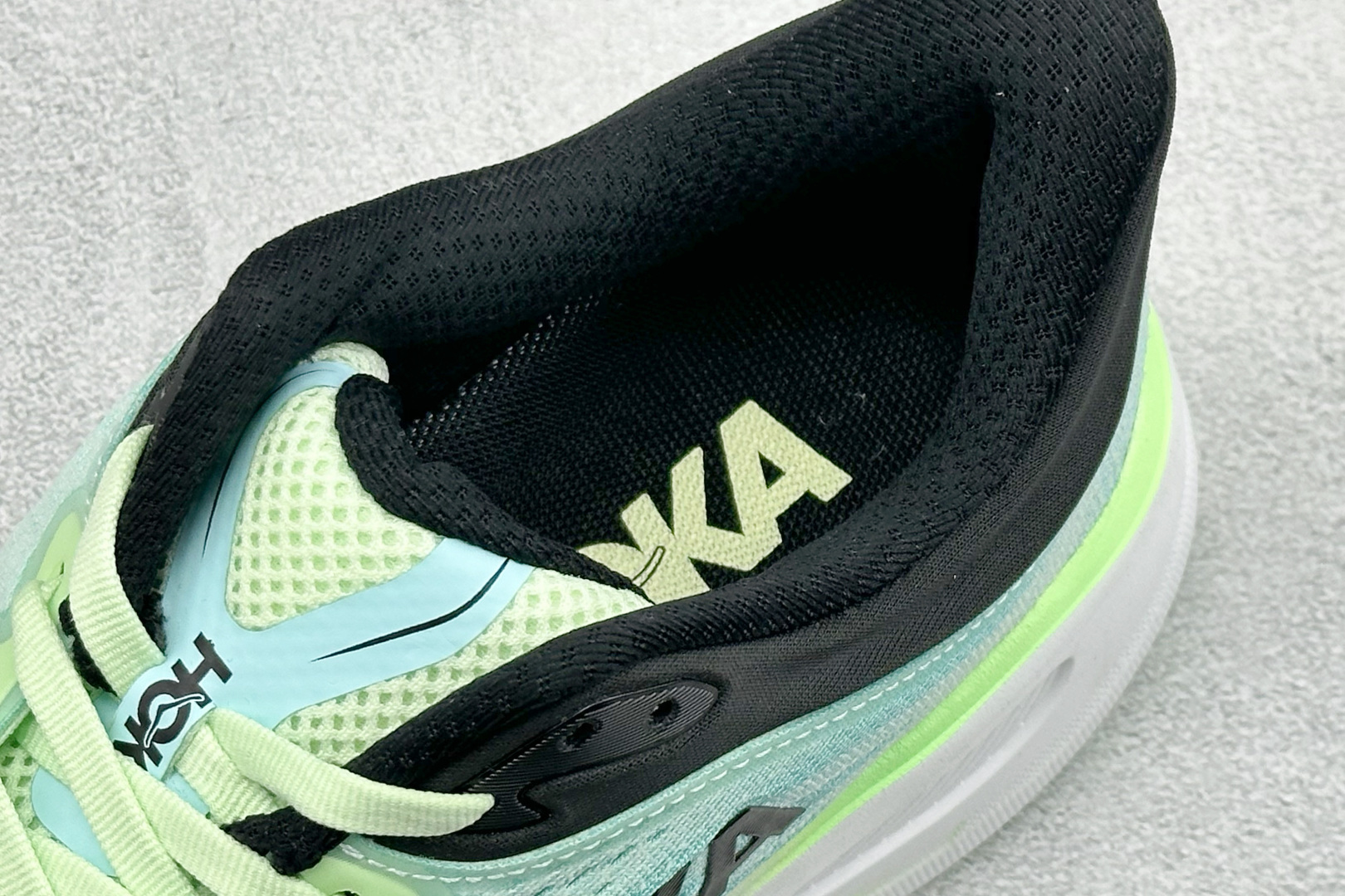 170 ST版HOKA ONE ONE Bondi 9 复古舒适防滑耐磨低帮山地户外跑步鞋 1162011-LNMT