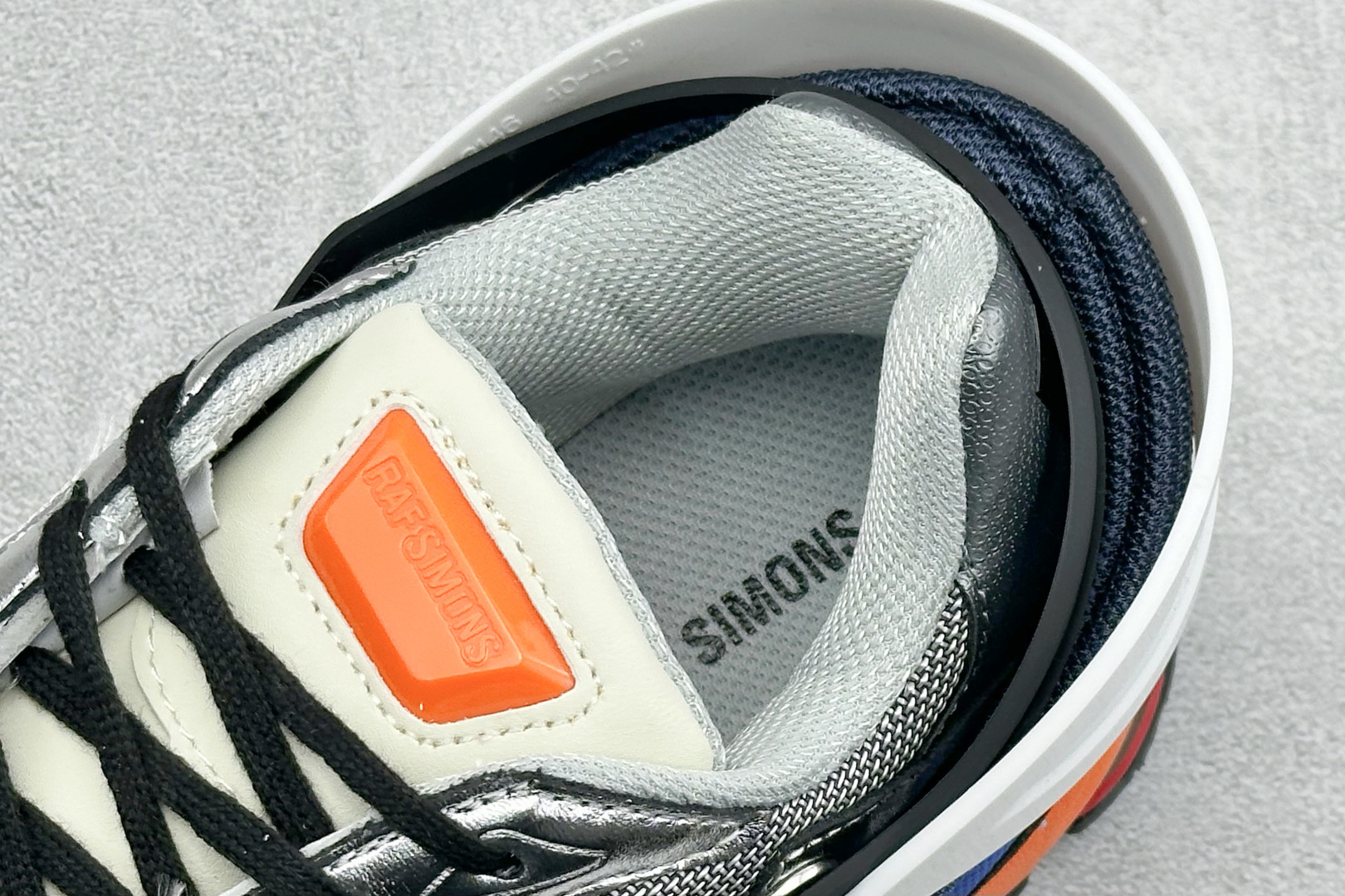 250 Raf Simons Response Trail 舒适百搭低帮生活休闲鞋 B25938-Chinese UA Cheap High Quatity Brand Clothes Bags handbags Sneakers wholesale wholesaler seller from China Factory suppliers Fashion Clothing Shoes best Quality Beautiful Price 250 Raf Simons Response Trail 舒适百搭低帮生活休闲鞋 B25938
