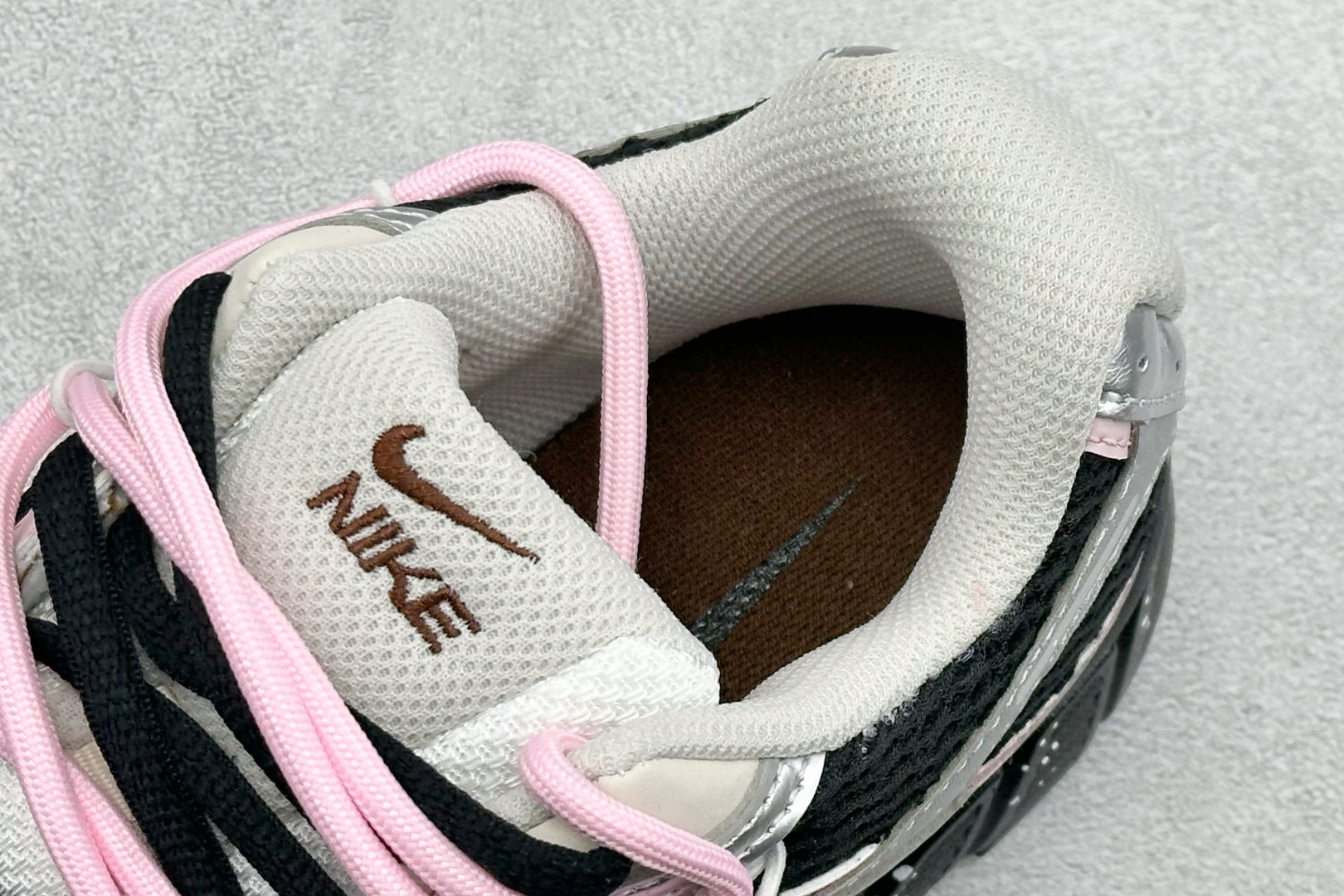 Nike V5 RNR 复古做旧 解构绑带 舒适百搭防滑耐磨 低帮跑步鞋 HQ7901-102-Top High Quatity Cheap Sneakers Fashion Clothing Clothes Bags handbags Shoes of all Brand wholesale With The best Quality And Beautiful Price from China Factory Chinese suppliers wholesaler seller Nike V5 RNR 复古做旧 解构绑带 舒适百搭防滑耐磨 低帮跑步鞋 HQ7901-102