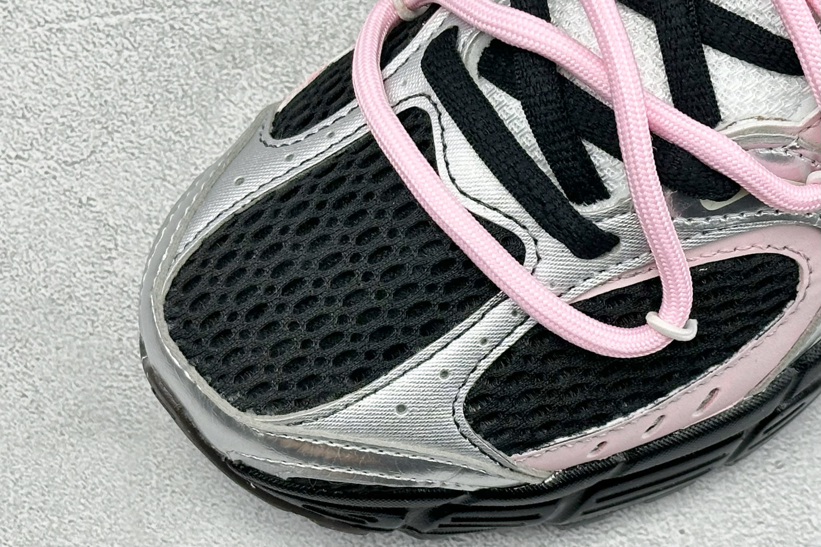 Nike V5 RNR 复古做旧 解构绑带 舒适百搭防滑耐磨 低帮跑步鞋 HQ7901-102-Top High Quatity Cheap Sneakers Fashion Clothing Clothes Bags handbags Shoes of all Brand wholesale With The best Quality And Beautiful Price from China Factory Chinese suppliers wholesaler seller Nike V5 RNR 复古做旧 解构绑带 舒适百搭防滑耐磨 低帮跑步鞋 HQ7901-102