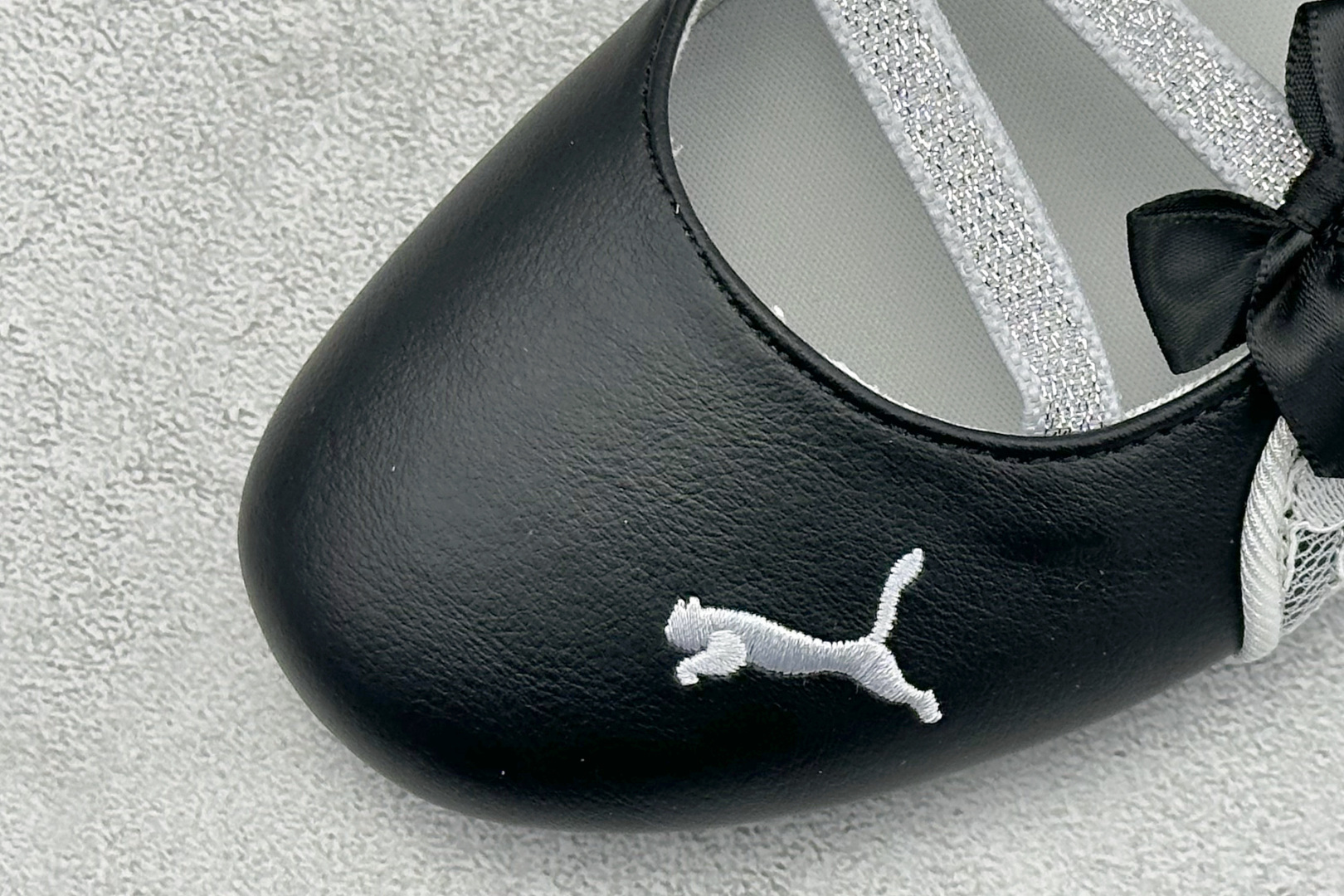 PuMa Speedcat 舒适百搭 低帮玛丽珍芭蕾鞋 酷感拉满 408709-01-Top High Quatity Cheap Sneakers Fashion Clothing Clothes Bags handbags Shoes of all Brand wholesale With The best Quality And Beautiful Price from China Factory Chinese suppliers wholesaler seller PuMa Speedcat 舒适百搭 低帮玛丽珍芭蕾鞋 酷感拉满 408709-01