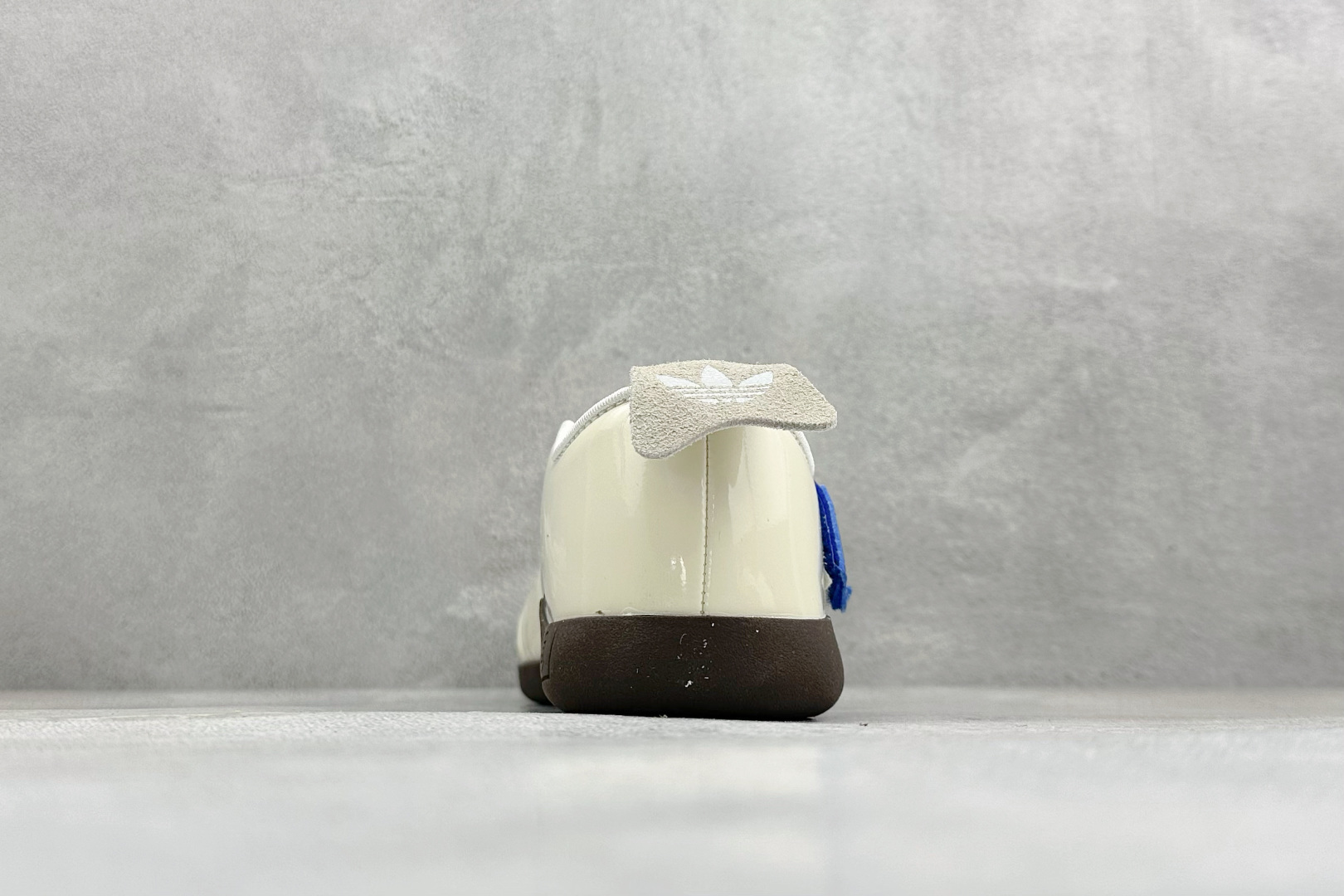 140 Caroline Hu x Edison Chen x AD 阿迪 Taekwondo 玛丽珍 陈冠希联名款 低帮生活休闲鞋 JR6919-Chinese UA Cheap High Quatity Brand Clothes Bags handbags Sneakers wholesale wholesaler seller from China Factory suppliers Fashion Clothing Shoes best Quality Beautiful Price 140 Caroline Hu x Edison Chen x AD 阿迪 Taekwondo 玛丽珍 陈冠希联名款 低帮生活休闲鞋 JR6919