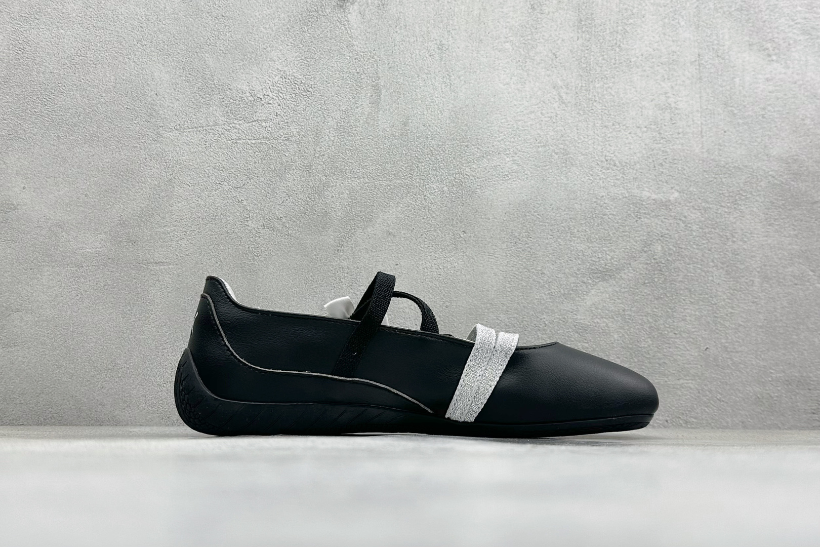 PuMa Speedcat 舒适百搭 低帮玛丽珍芭蕾鞋 酷感拉满 408709-01-Top High Quatity Cheap Sneakers Fashion Clothing Clothes Bags handbags Shoes of all Brand wholesale With The best Quality And Beautiful Price from China Factory Chinese suppliers wholesaler seller PuMa Speedcat 舒适百搭 低帮玛丽珍芭蕾鞋 酷感拉满 408709-01