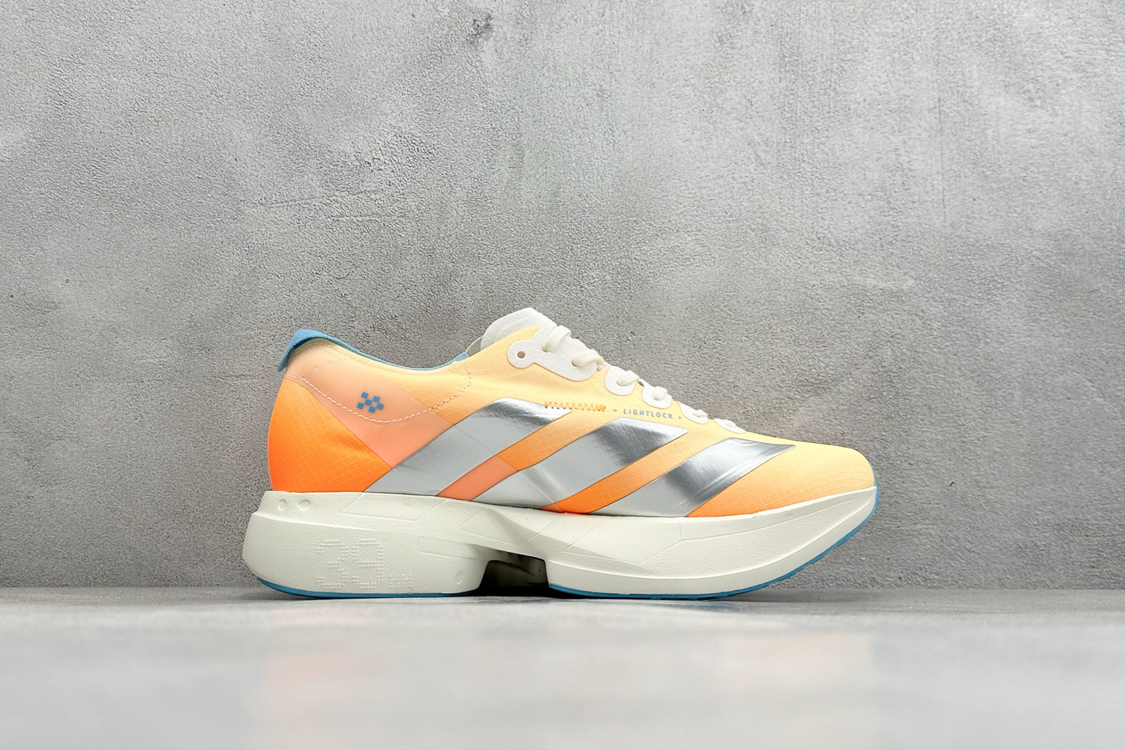 190 Adidas Adizero Adios 4 M 阿迪透气轻盈低帮跑步鞋 KH6360