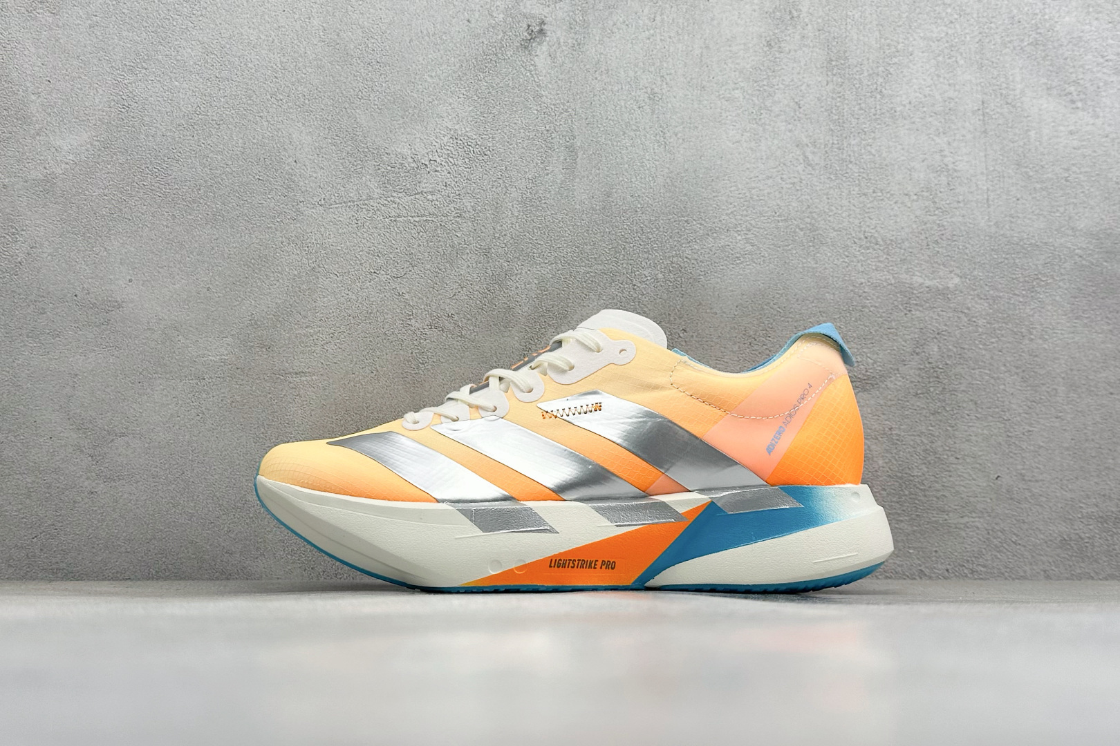 190 Adidas Adizero Adios 4 M 阿迪透气轻盈低帮跑步鞋 KH6360