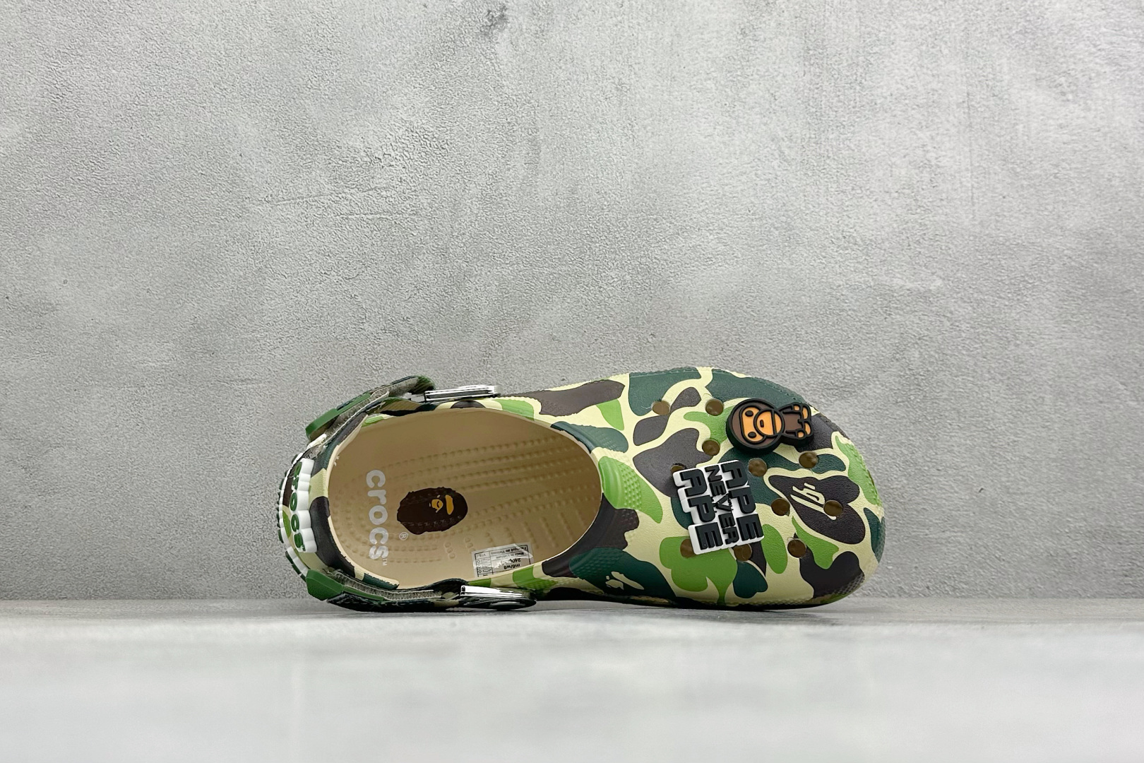 120 K版Crocs 卡洛驰 猿人头 经典热销系列 经典主推-Chinese UA Cheap High Quatity Brand Clothes Bags handbags Sneakers wholesale wholesaler seller from China Factory suppliers Fashion Clothing Shoes best Quality Beautiful Price 120 K版Crocs 卡洛驰 猿人头 经典热销系列 经典主推