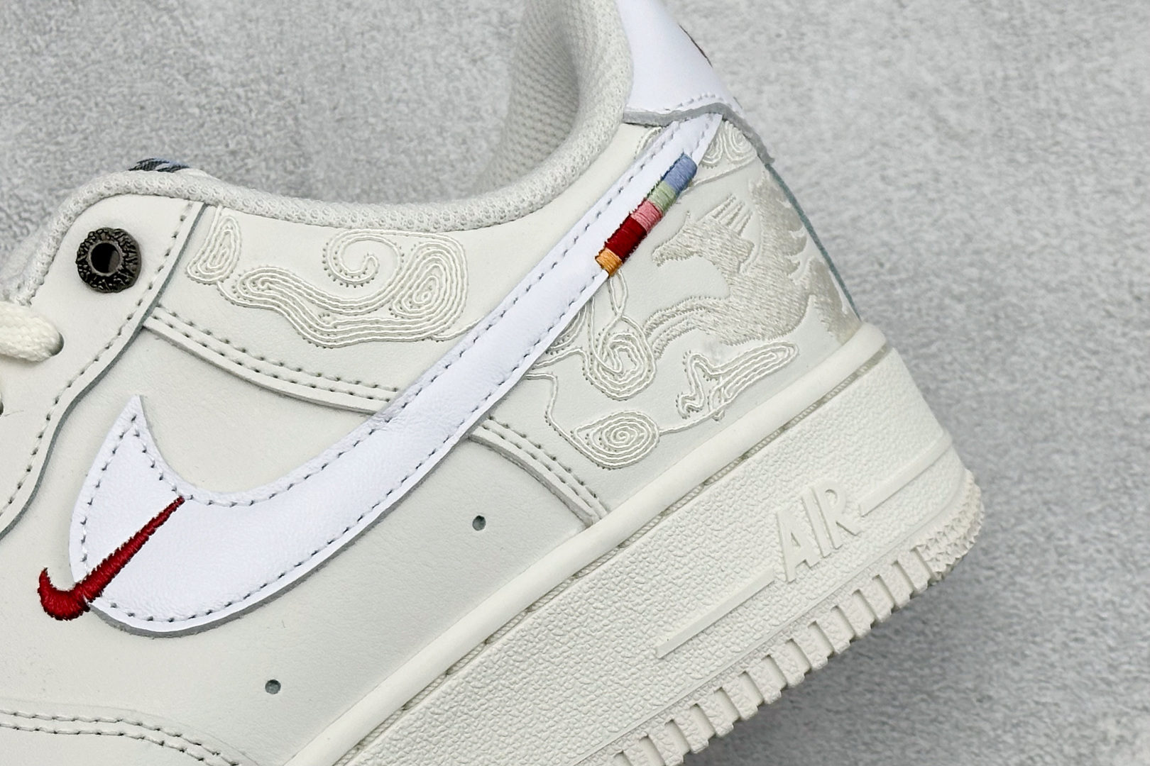 CS版Nike Air Force 1 '07 Pegasus Pack 马年限定 CNY新年款 白色 IQ1119-011-Top High Quatity Cheap Sneakers Fashion Clothing Clothes Bags handbags Shoes of all Brand wholesale With The best Quality And Beautiful Price from China Factory Chinese suppliers wholesaler seller CS版Nike Air Force 1 '07 Pegasus Pack 马年限定 CNY新年款 白色 IQ1119-011