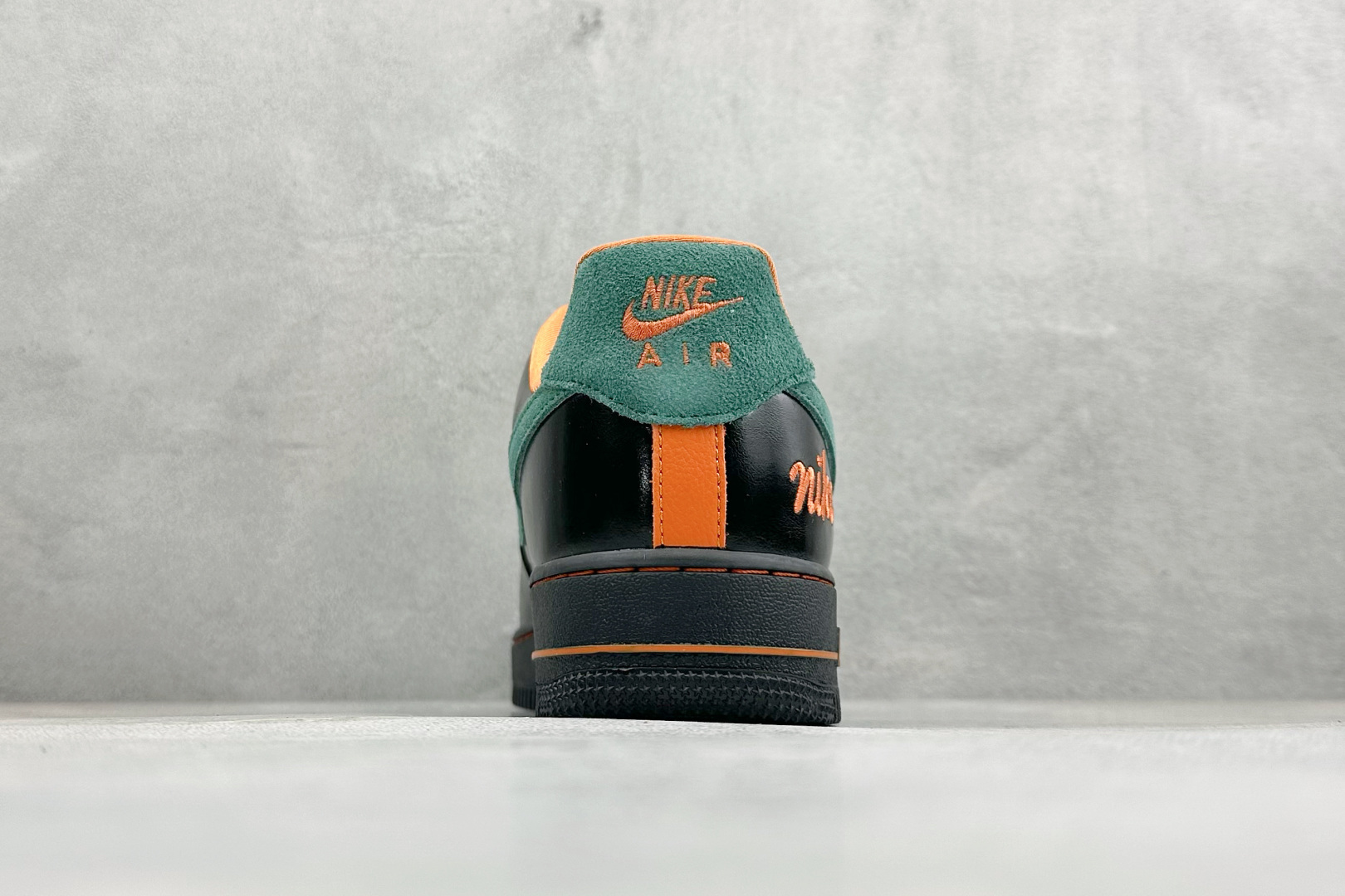 SC版Nike Air Force 1'07 Low 黑绿橙影 空军一号低帮休闲板鞋 FV3694-106