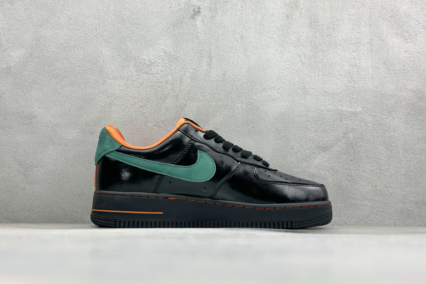 SC版Nike Air Force 1'07 Low 黑绿橙影 空军一号低帮休闲板鞋 FV3694-106