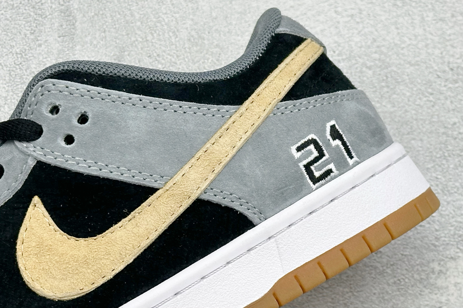 K版Nike SB Dunk Low SB 黑灰 低帮休闲板鞋 BQ6817-204-Top High Quatity Cheap Sneakers Fashion Clothing Clothes Bags handbags Shoes of all Brand wholesale With The best Quality And Beautiful Price from China Factory Chinese suppliers wholesaler seller K版Nike SB Dunk Low SB 黑灰 低帮休闲板鞋 BQ6817-204