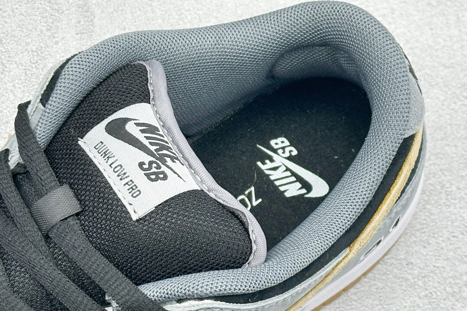 K版Nike SB Dunk Low SB 黑灰 低帮休闲板鞋 BQ6817-204-Top High Quatity Cheap Sneakers Fashion Clothing Clothes Bags handbags Shoes of all Brand wholesale With The best Quality And Beautiful Price from China Factory Chinese suppliers wholesaler seller K版Nike SB Dunk Low SB 黑灰 低帮休闲板鞋 BQ6817-204