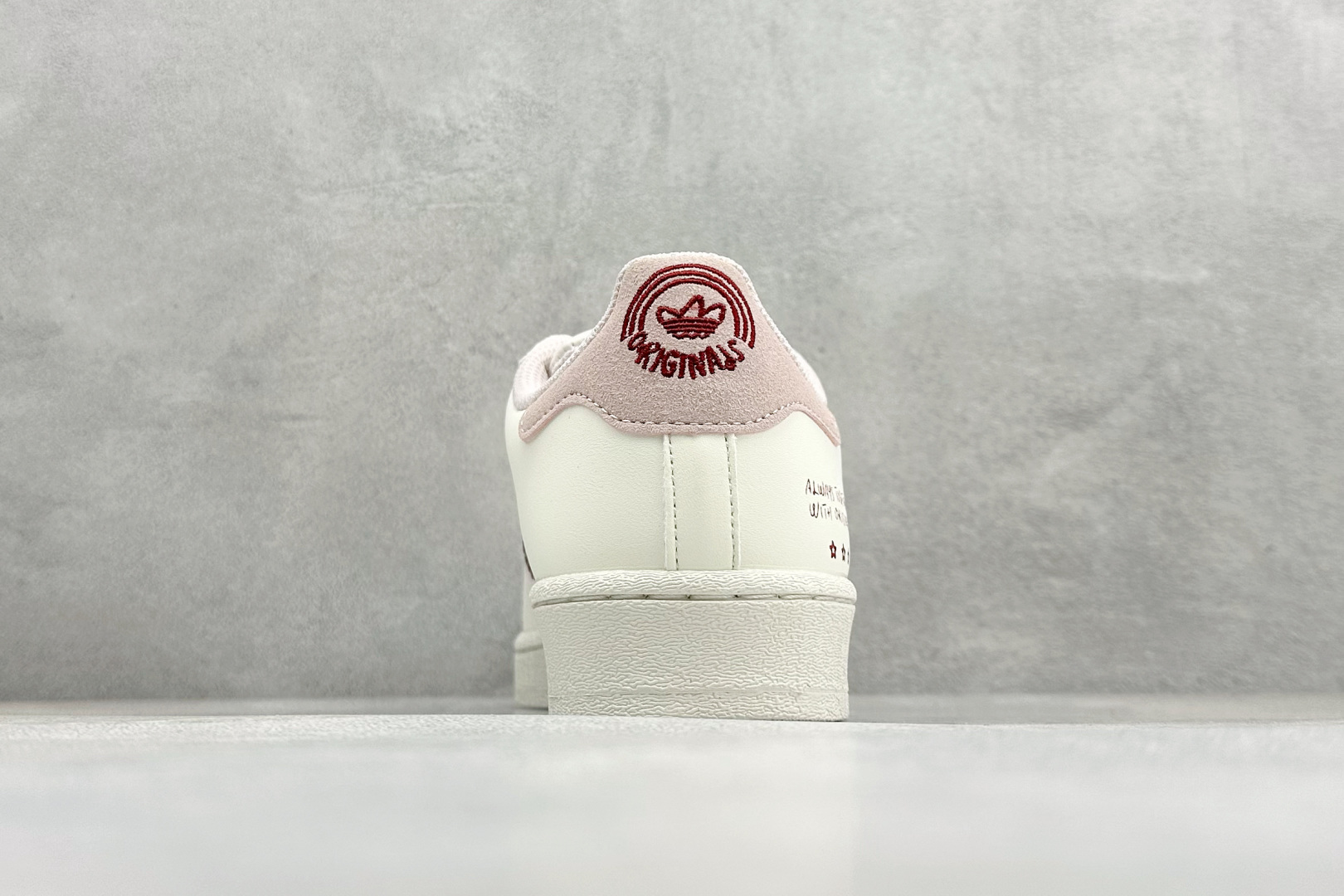 140 XR版AD Originals Superstar 贝壳头板鞋 IG3853