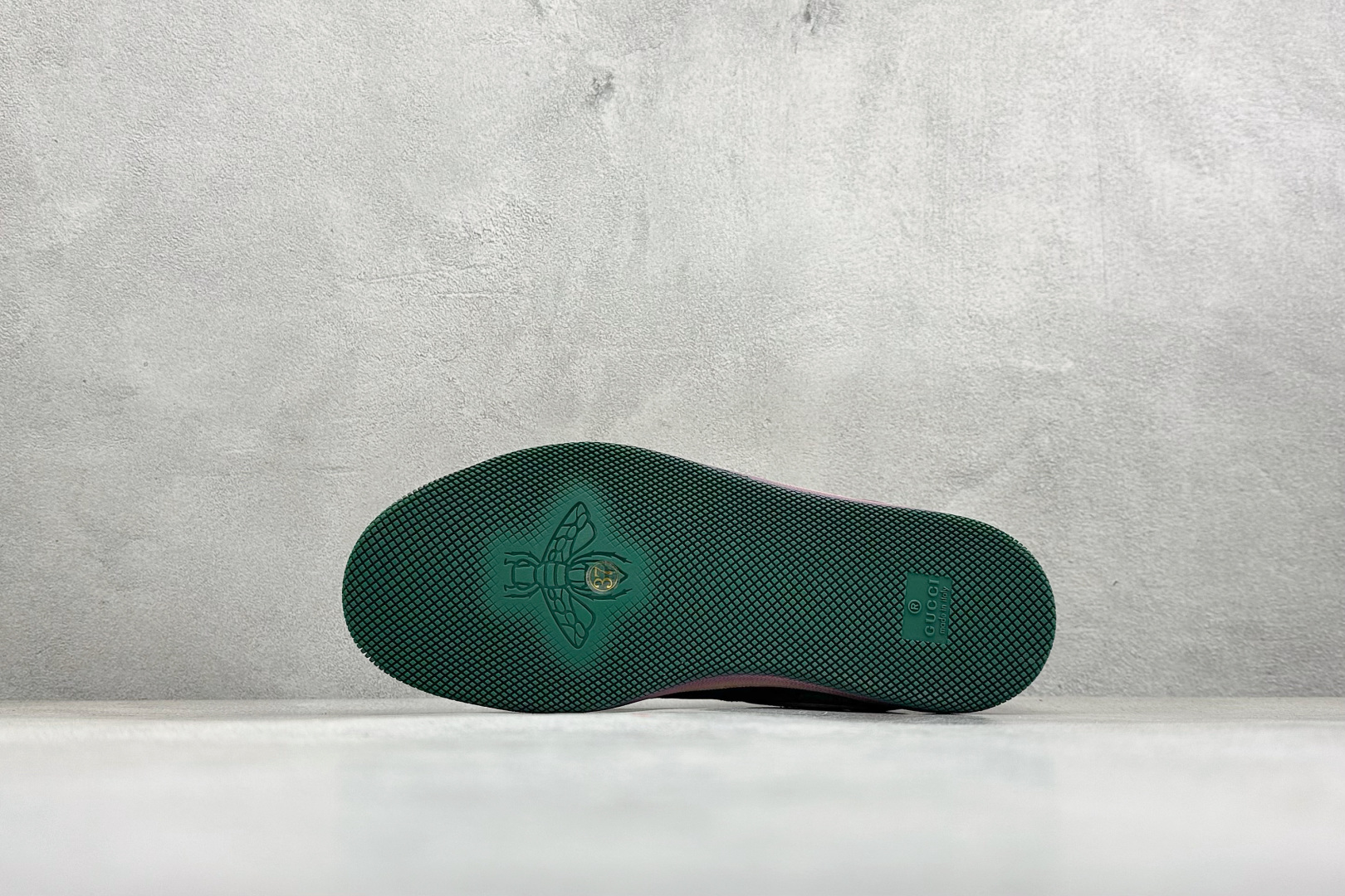 古驰(GUCCI) Screener系列做旧脏脏鞋 时尚厚底增高复古板鞋潮运动鞋-Top High Quatity Cheap Sneakers Fashion Clothing Clothes Bags handbags Shoes of all Brand wholesale With The best Quality And Beautiful Price from China Factory Chinese suppliers wholesaler seller 古驰(GUCCI) Screener系列做旧脏脏鞋 时尚厚底增高复古板鞋潮运动鞋