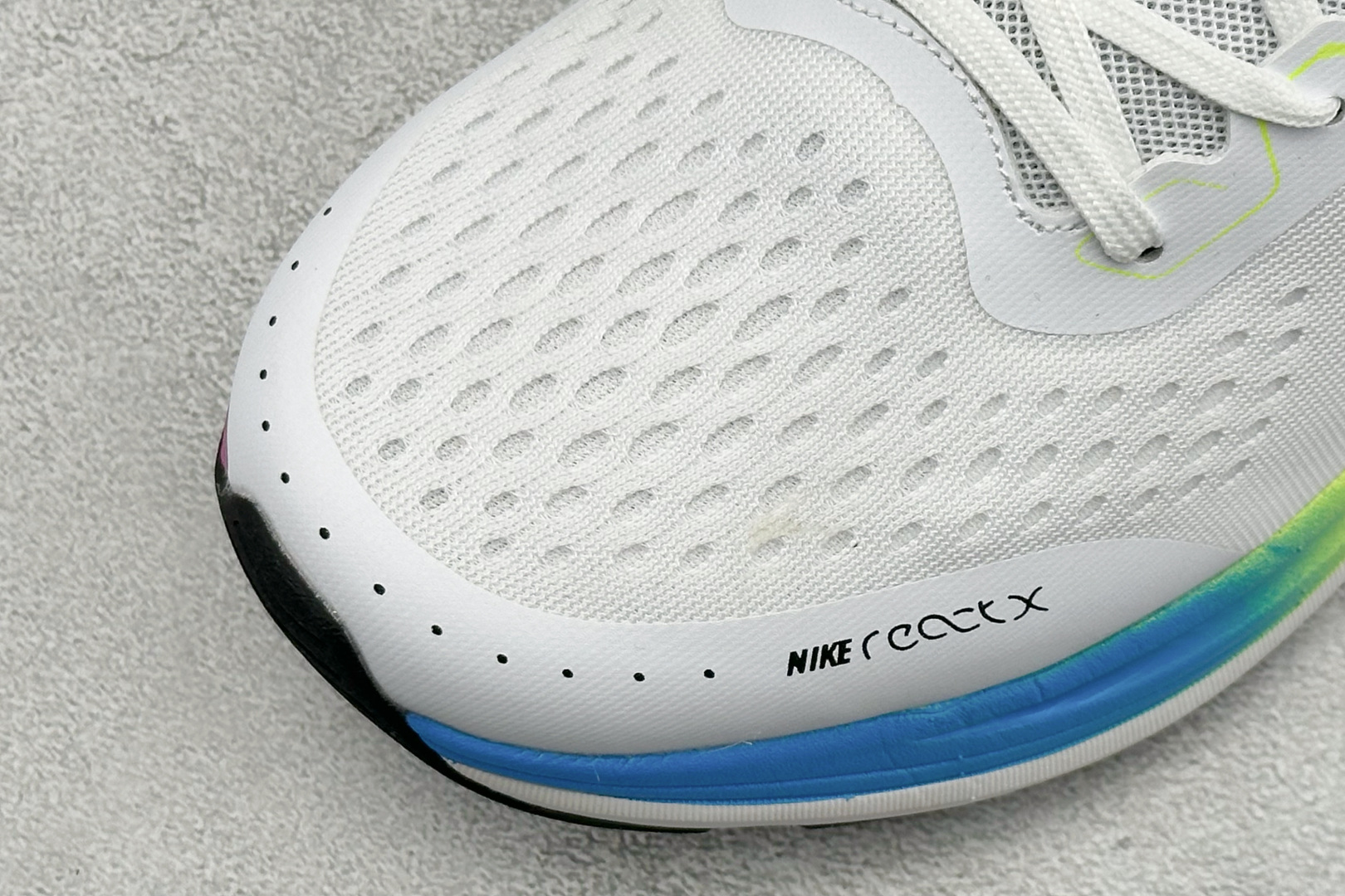 Nk Air Alphazoom 耐克网面透气轻便耐磨跑鞋 FD2722-100-Top High Quatity Cheap Sneakers Fashion Clothing Clothes Bags handbags Shoes of all Brand wholesale With The best Quality And Beautiful Price from China Factory Chinese suppliers wholesaler seller Nk Air Alphazoom 耐克网面透气轻便耐磨跑鞋 FD2722-100