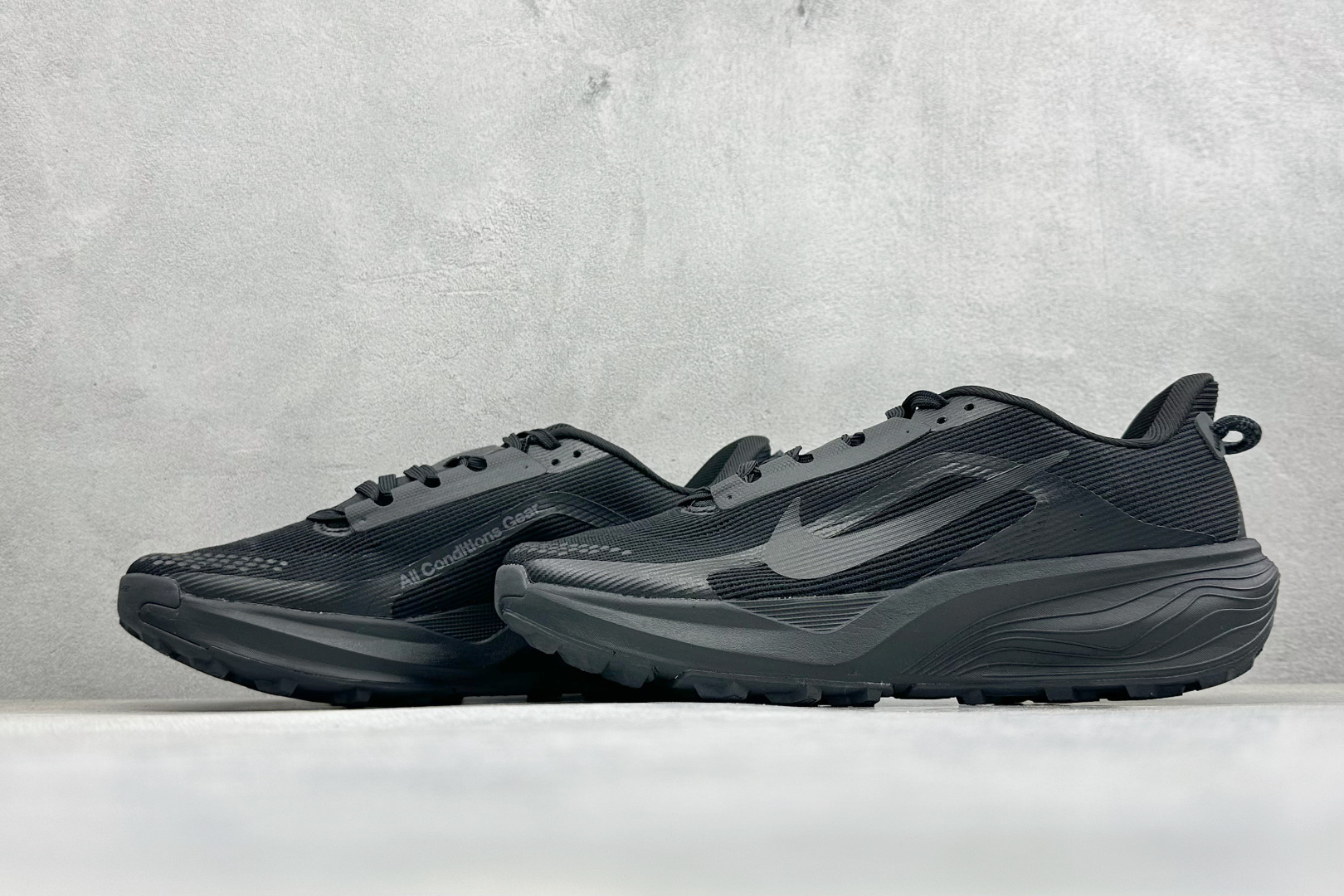 Nike ACG Zegama Trail 耐克缓震透气户外跑步鞋 HV8116-002-Top High Quatity Cheap Sneakers Fashion Clothing Clothes Bags handbags Shoes of all Brand wholesale With The best Quality And Beautiful Price from China Factory Chinese suppliers wholesaler seller Nike ACG Zegama Trail 耐克缓震透气户外跑步鞋 HV8116-002