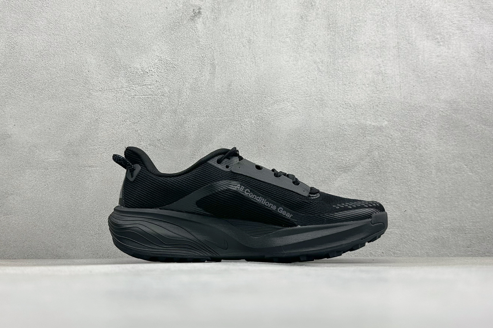 Nike ACG Zegama Trail 耐克缓震透气户外跑步鞋 HV8116-002-Top High Quatity Cheap Sneakers Fashion Clothing Clothes Bags handbags Shoes of all Brand wholesale With The best Quality And Beautiful Price from China Factory Chinese suppliers wholesaler seller Nike ACG Zegama Trail 耐克缓震透气户外跑步鞋 HV8116-002
