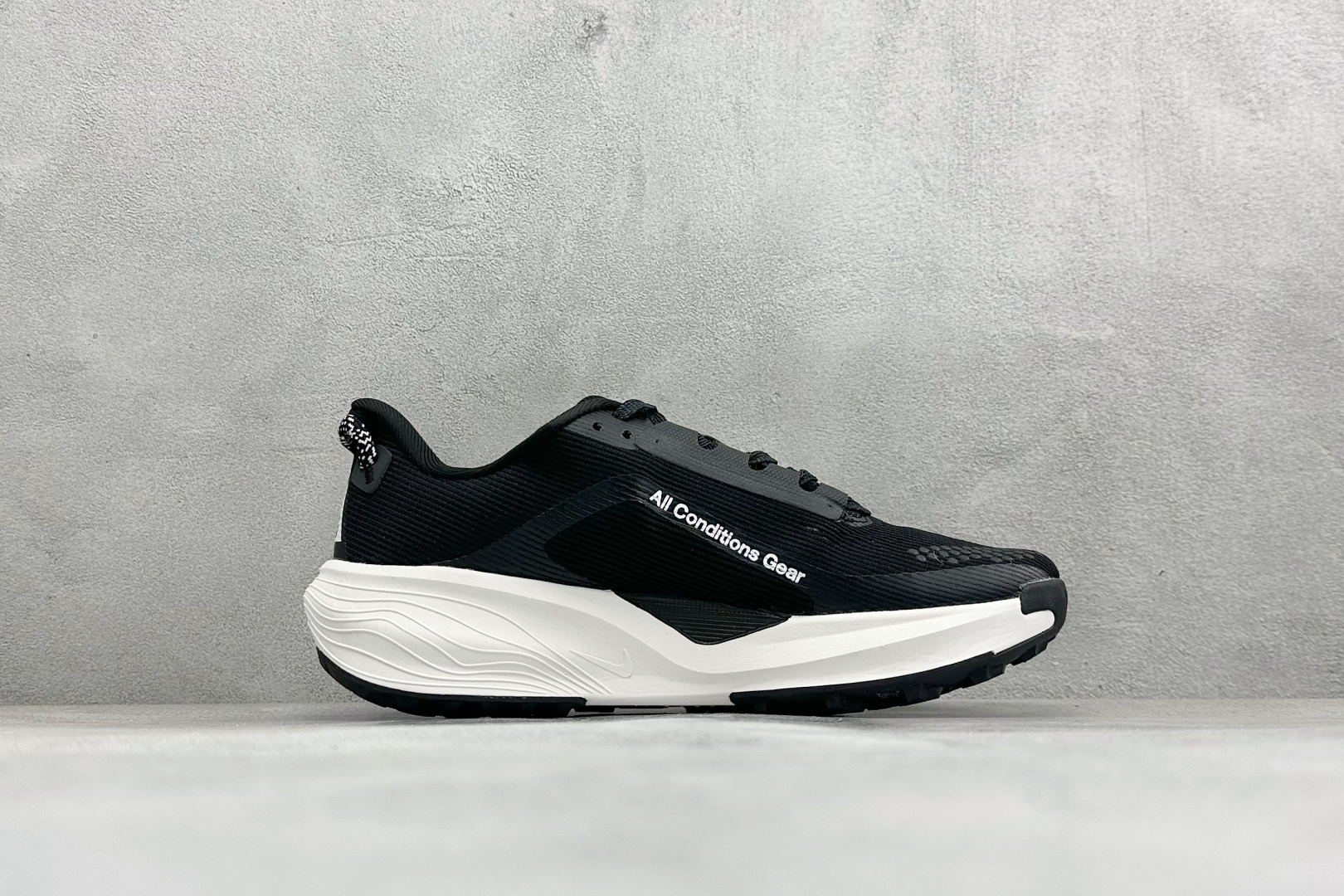 Nike ACG Zegama Trail 耐克缓震透气户外跑步鞋 HV8116-001-Top High Quatity Cheap Sneakers Fashion Clothing Clothes Bags handbags Shoes of all Brand wholesale With The best Quality And Beautiful Price from China Factory Chinese suppliers wholesaler seller Nike ACG Zegama Trail 耐克缓震透气户外跑步鞋 HV8116-001