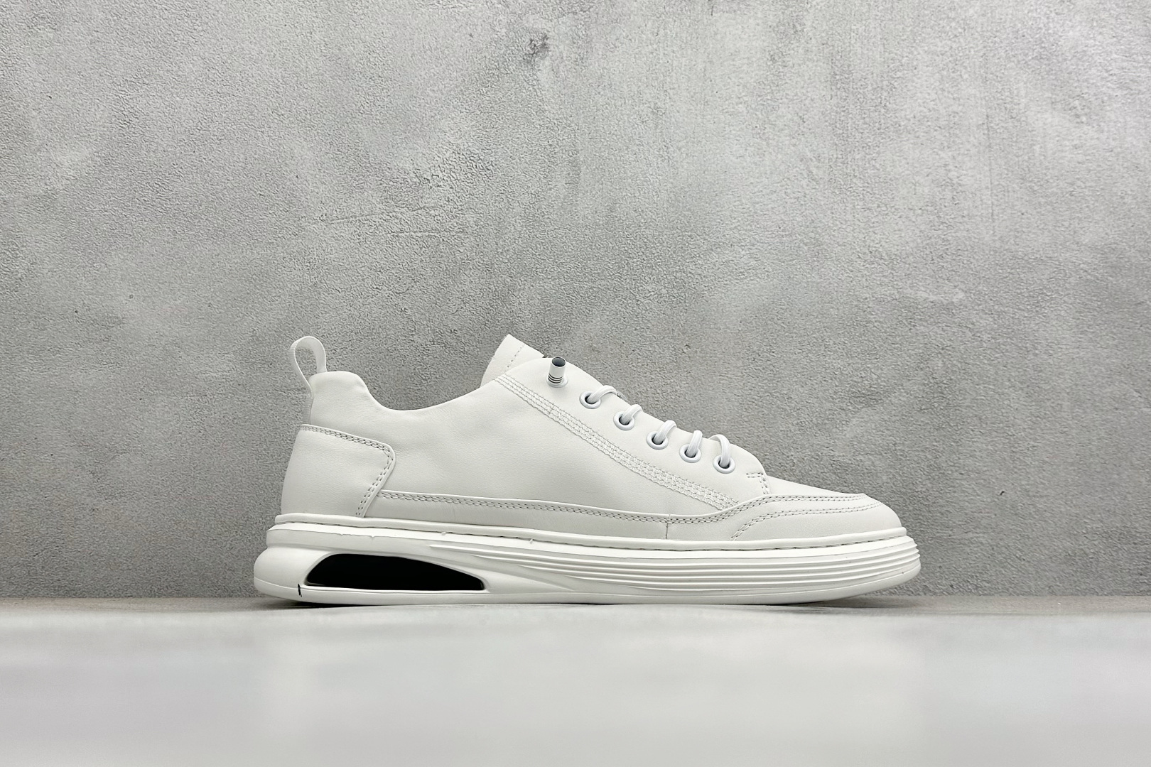 300 Ecco 爱步 春季新款柔酷系列 松紧带套脚休闲运动鞋 795286