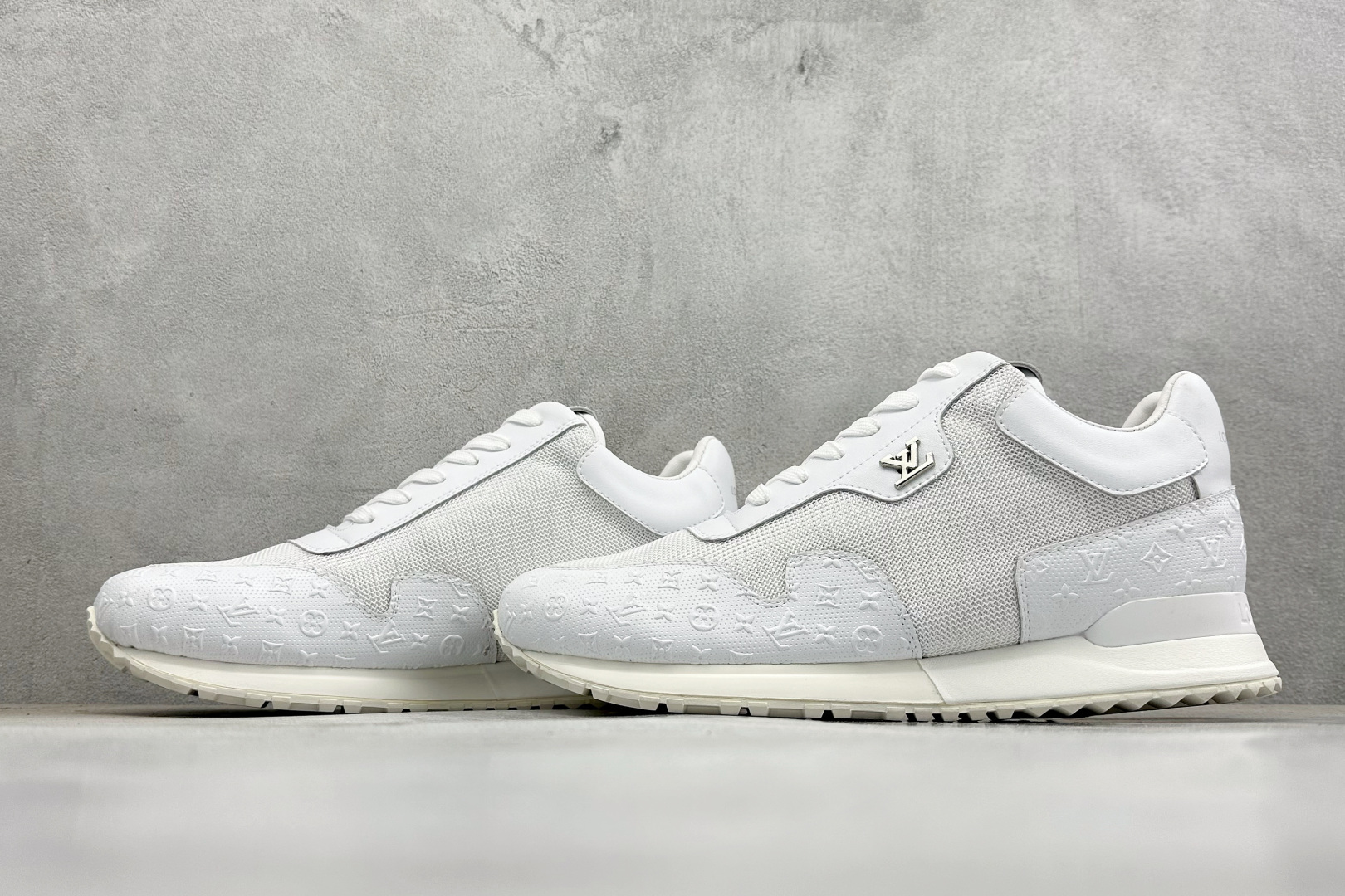 380 Louis Vuitton Archlight Sneakers INS 炸款 · 米兰走秀风 · 探视系列复古老爹鞋