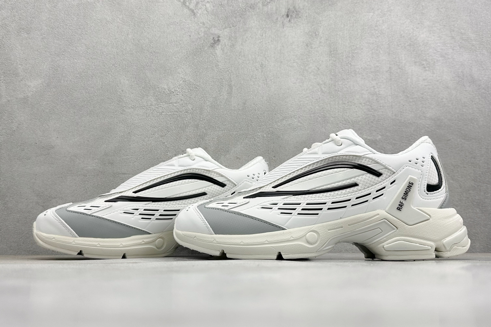 250 Raf Simons Pharaxus 舒适百搭低帮生活休闲鞋 HR830002