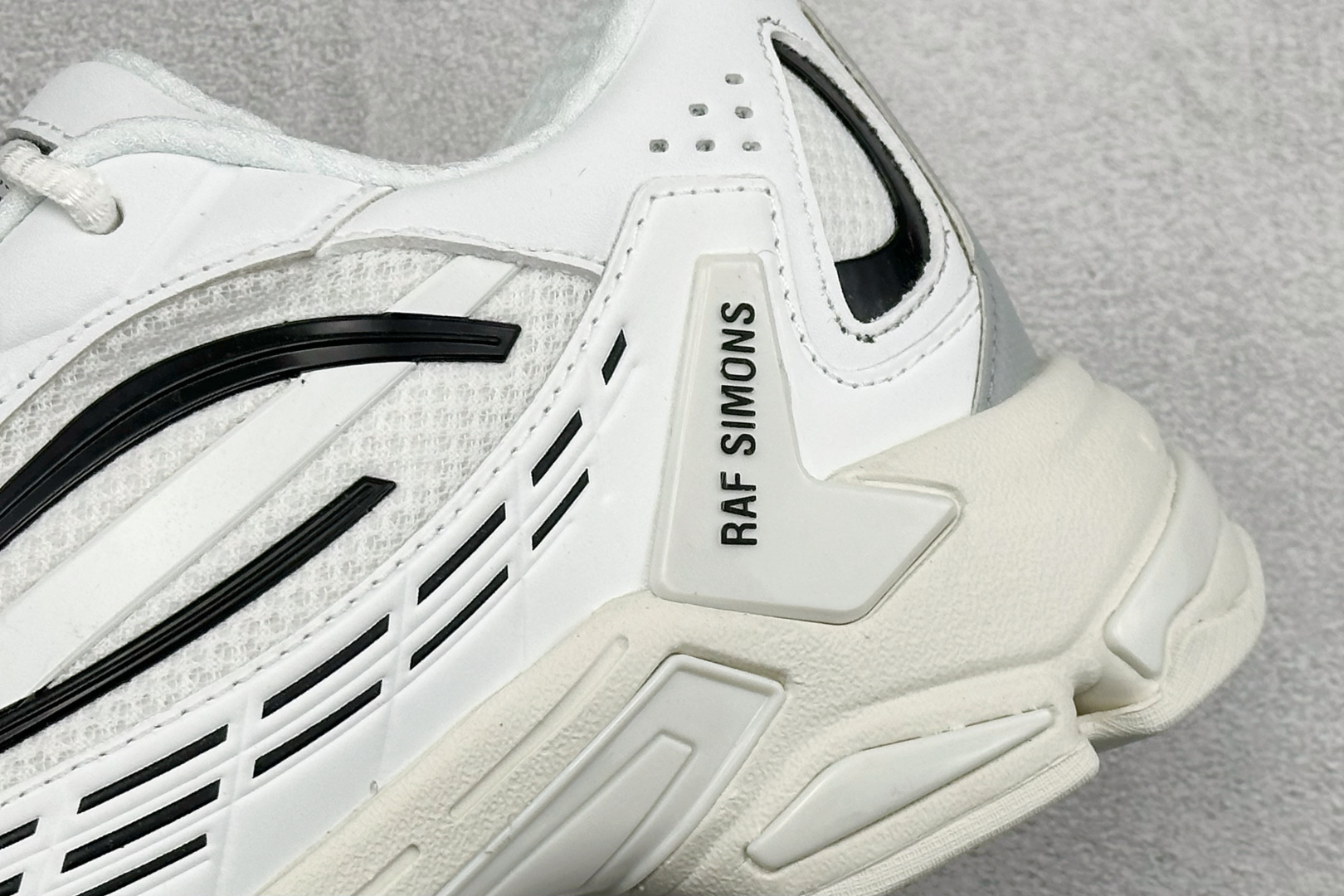 250 Raf Simons Pharaxus 舒适百搭低帮生活休闲鞋 HR830002
