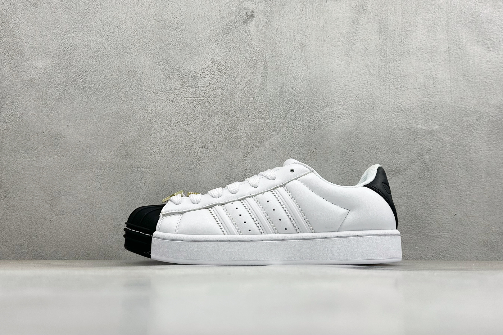 150 Adidas Superstar 2 ST 贝壳头3.0低帮休闲面包鞋 IH6679-Chinese UA Cheap High Quatity Brand Clothes Bags handbags Sneakers wholesale wholesaler seller from China Factory suppliers Fashion Clothing Shoes best Quality Beautiful Price 150 Adidas Superstar 2 ST 贝壳头3.0低帮休闲面包鞋 IH6679