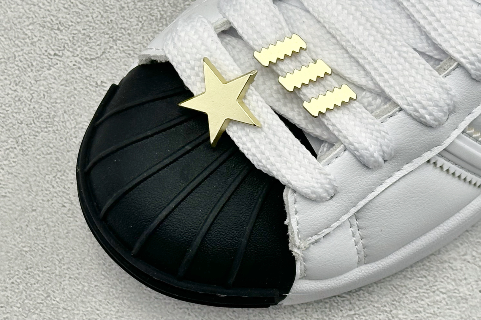 150 Adidas Superstar 2 ST 贝壳头3.0低帮休闲面包鞋 IH6679-Chinese UA Cheap High Quatity Brand Clothes Bags handbags Sneakers wholesale wholesaler seller from China Factory suppliers Fashion Clothing Shoes best Quality Beautiful Price 150 Adidas Superstar 2 ST 贝壳头3.0低帮休闲面包鞋 IH6679