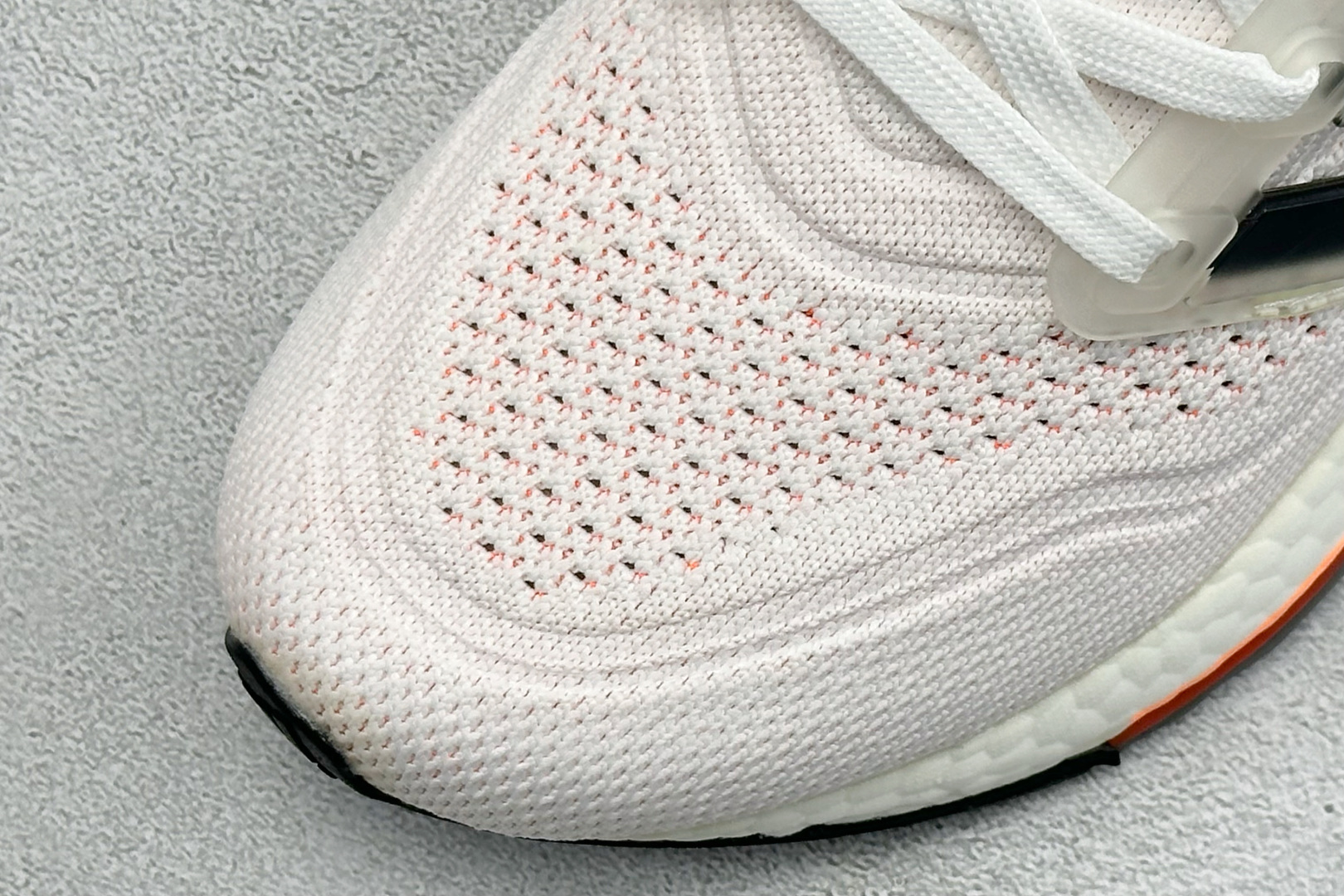 福利特价 Adidas UltraBoost 21 轻盈运动厚底跑鞋阿迪达斯Adidas UltraBo