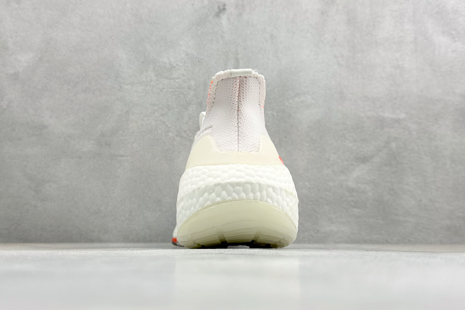 福利特价 Adidas UltraBoost 21 轻盈运动厚底跑鞋阿迪达斯Adidas UltraBo
