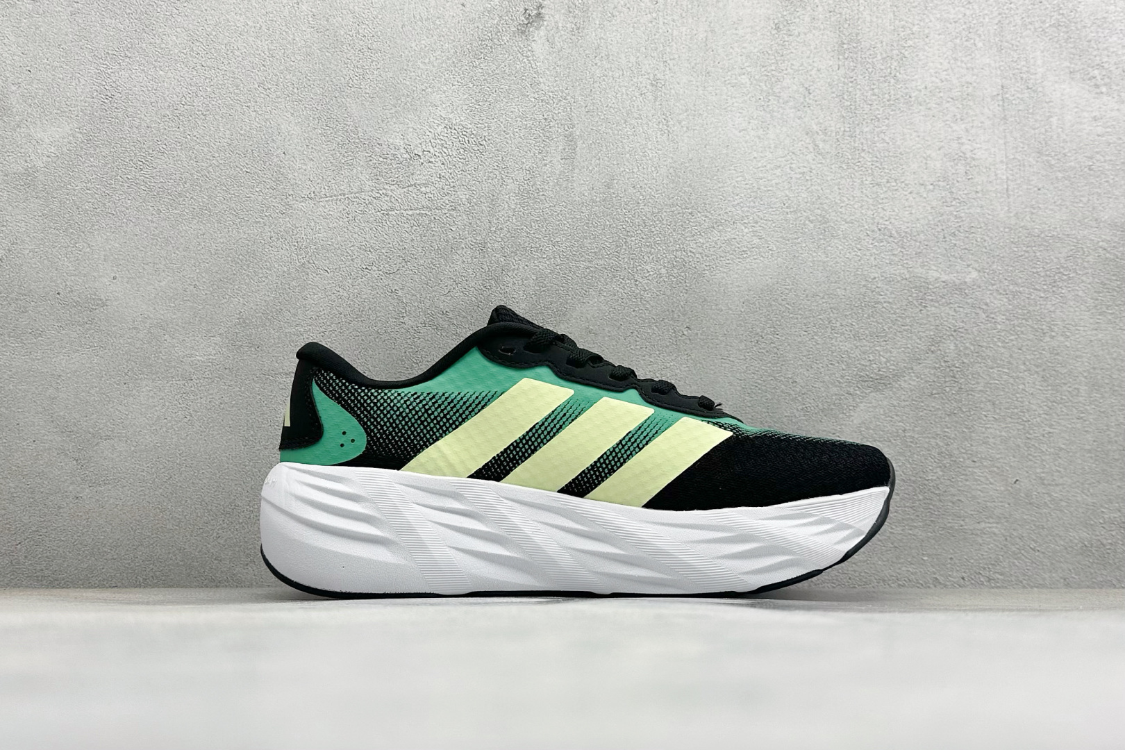 180 TD版ADIZERO GALAXY 8 舒适百搭耐磨防滑 低帮跑步鞋 KJ8308-Chinese UA Cheap High Quatity Brand Clothes Bags handbags Sneakers wholesale wholesaler seller from China Factory suppliers Fashion Clothing Shoes best Quality Beautiful Price 180 TD版ADIZERO GALAXY 8 舒适百搭耐磨防滑 低帮跑步鞋 KJ8308