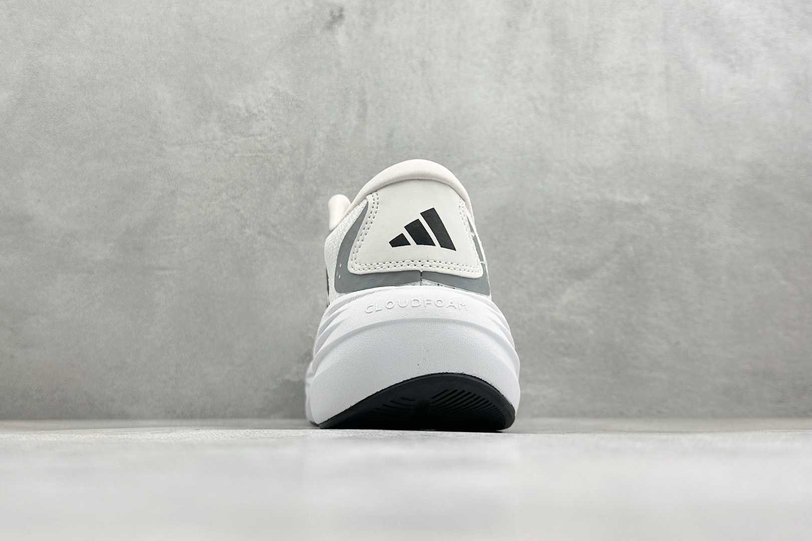 180 TD版ADIZERO GALAXY 8 舒适百搭耐磨防滑 低帮跑步鞋 KJ8309-Chinese UA Cheap High Quatity Brand Clothes Bags handbags Sneakers wholesale wholesaler seller from China Factory suppliers Fashion Clothing Shoes best Quality Beautiful Price 180 TD版ADIZERO GALAXY 8 舒适百搭耐磨防滑 低帮跑步鞋 KJ8309