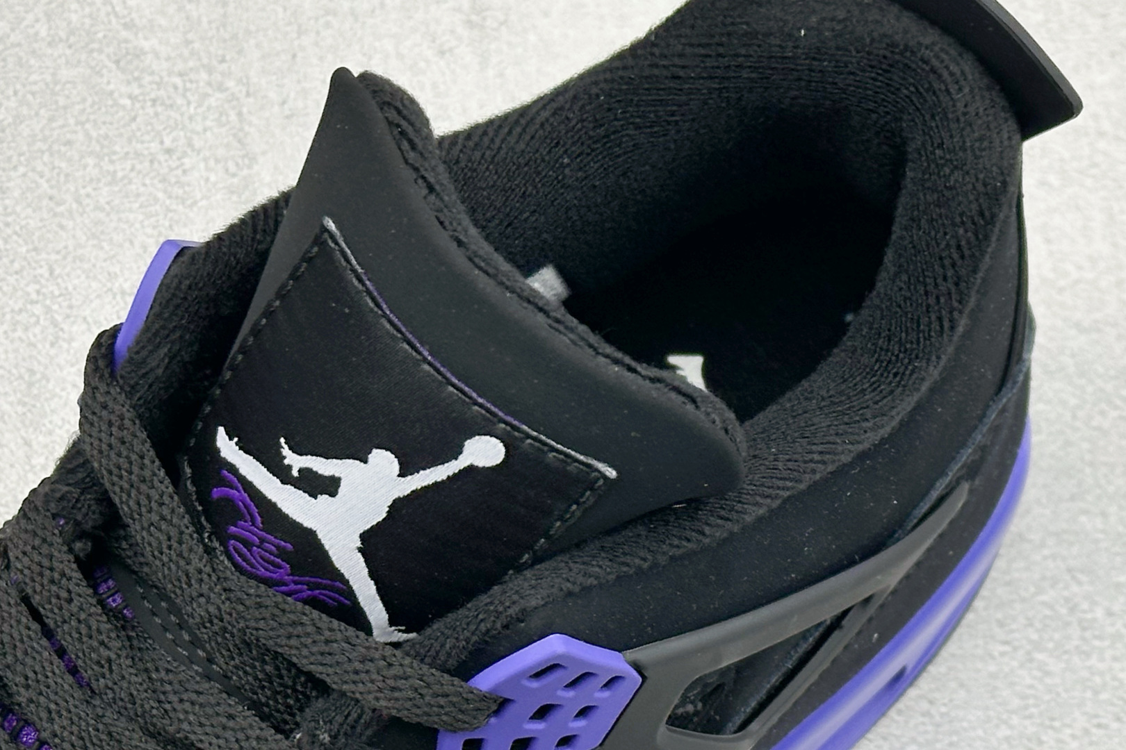 300 F版Jordan Air Jordan 4 黑蓝 CT8527-018-Chinese UA Cheap High Quatity Brand Clothes Bags handbags Sneakers wholesale wholesaler seller from China Factory suppliers Fashion Clothing Shoes best Quality Beautiful Price 300 F版Jordan Air Jordan 4 黑蓝 CT8527-018