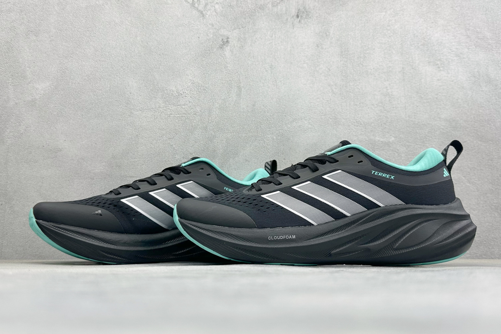 Adidas TERREX 2.0 复古耐磨轻便户外运动休闲跑鞋货号：D68998尺码：40-45编码：