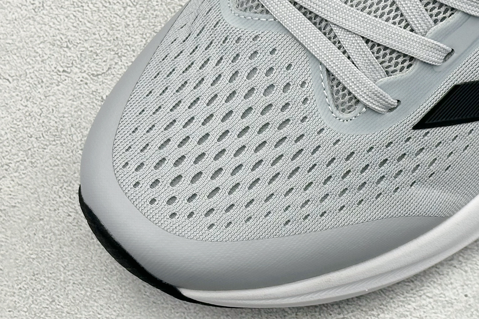 Adidas TERREX 2.0 复古耐磨轻便户外运动休闲跑鞋货号：D68994尺码：40-45编码：