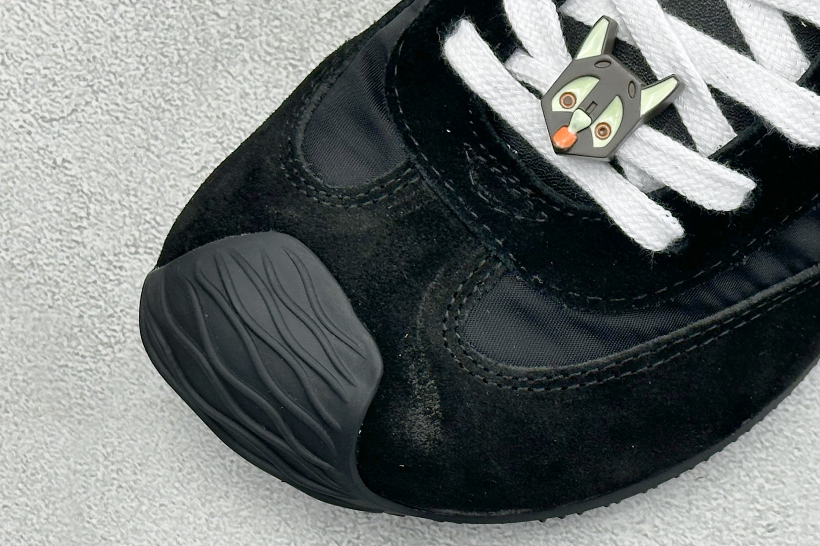罗意威Loewe Ballet Runner 2.0 Sneakers 芭蕾舞2.0系列阿甘复古风德训薄