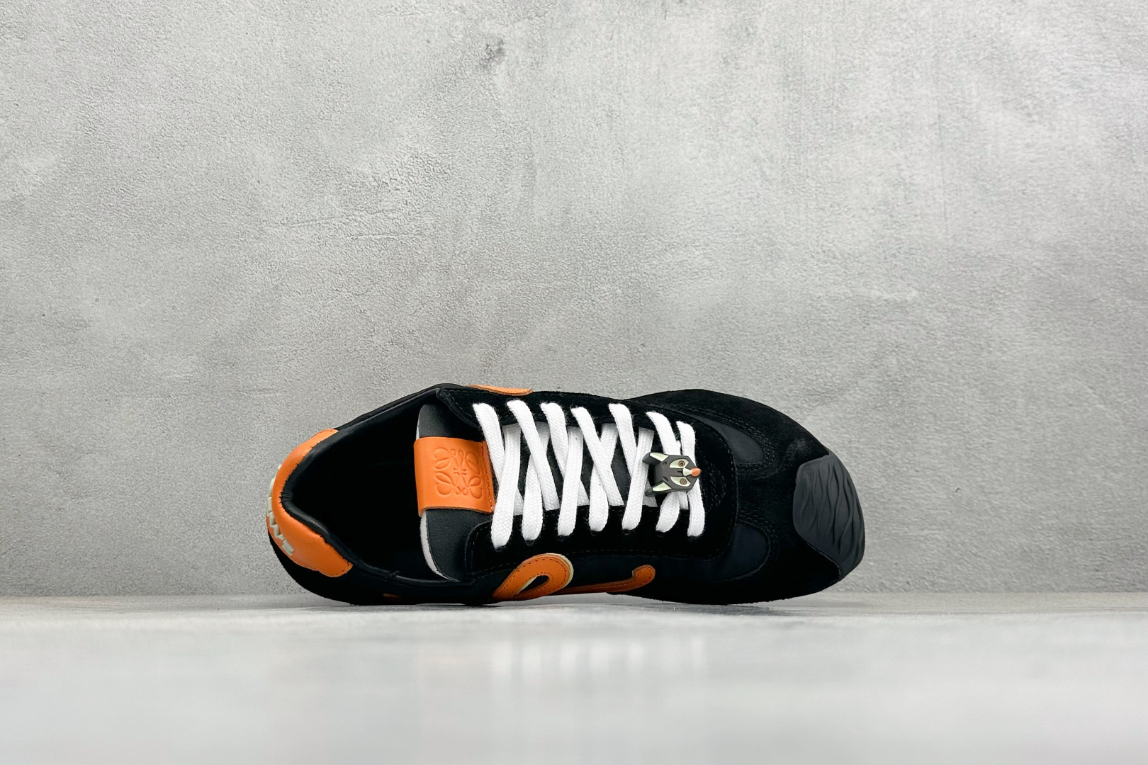 罗意威Loewe Ballet Runner 2.0 Sneakers 芭蕾舞2.0系列阿甘复古风德训薄
