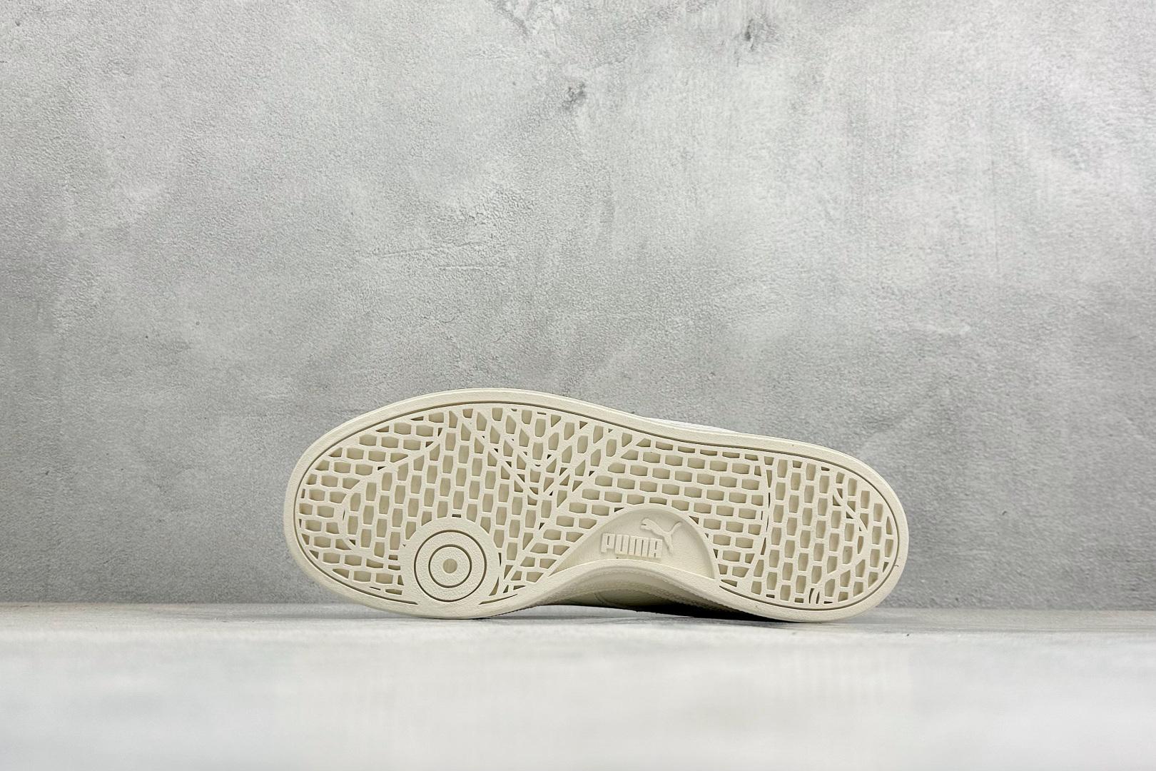 FX版PUMA Suede XL 百搭单品 彪马 防滑耐磨低帮板鞋 397254-01-Top High Quatity Cheap Sneakers Fashion Clothing Clothes Bags handbags Shoes of all Brand wholesale With The best Quality And Beautiful Price from China Factory Chinese suppliers wholesaler seller FX版PUMA Suede XL 百搭单品 彪马 防滑耐磨低帮板鞋 397254-01