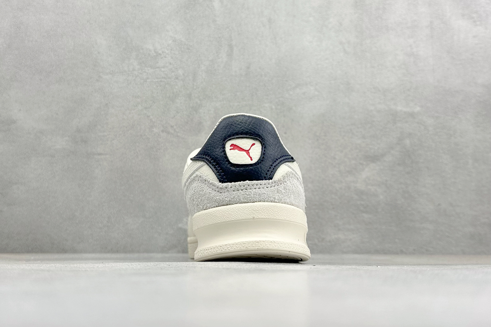 FX版PUMA Suede XL 百搭单品 彪马 防滑耐磨低帮板鞋 397254-01-Top High Quatity Cheap Sneakers Fashion Clothing Clothes Bags handbags Shoes of all Brand wholesale With The best Quality And Beautiful Price from China Factory Chinese suppliers wholesaler seller FX版PUMA Suede XL 百搭单品 彪马 防滑耐磨低帮板鞋 397254-01
