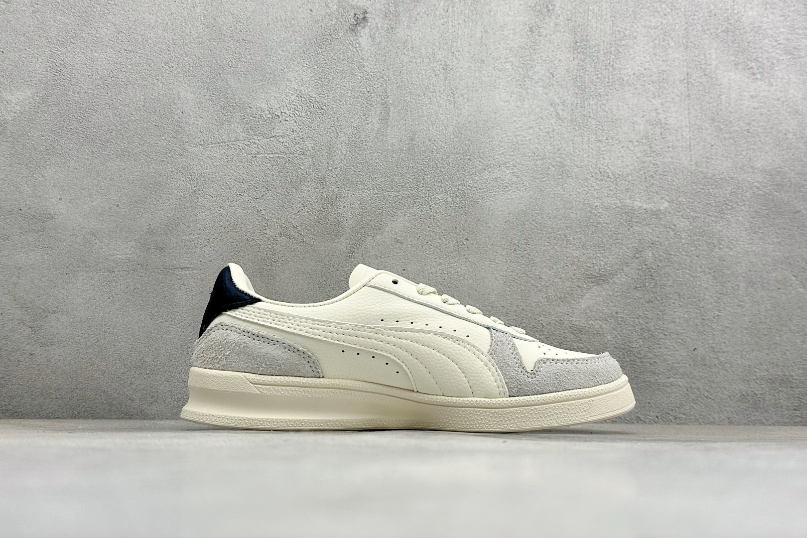 FX版PUMA Suede XL 百搭单品 彪马 防滑耐磨低帮板鞋 397254-01-Top High Quatity Cheap Sneakers Fashion Clothing Clothes Bags handbags Shoes of all Brand wholesale With The best Quality And Beautiful Price from China Factory Chinese suppliers wholesaler seller FX版PUMA Suede XL 百搭单品 彪马 防滑耐磨低帮板鞋 397254-01