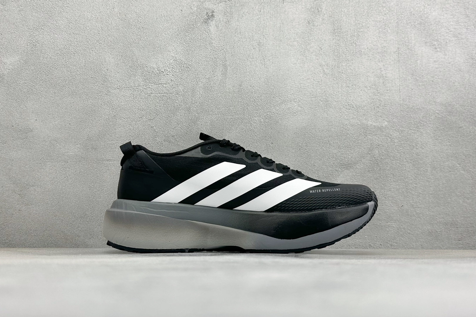 终端放店TY版AD ADIZERO EVO SL ATR 阿迪超轻透气缓震跑鞋以令人难以置信的138克重