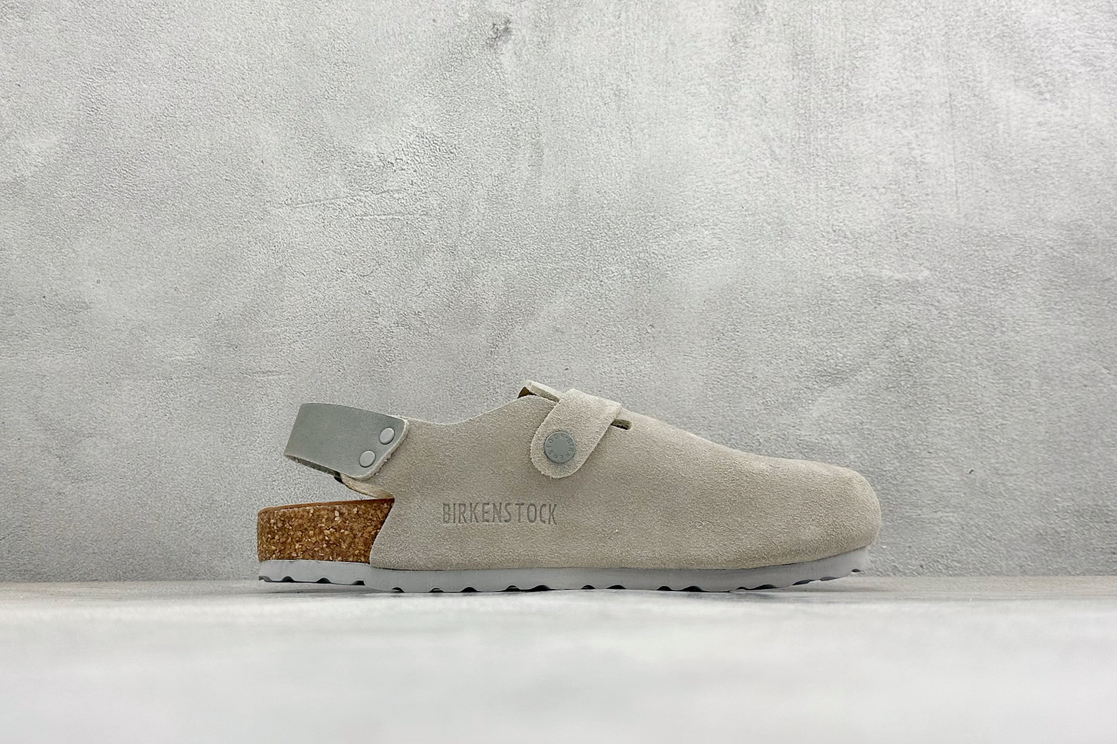 170 Birkenstock Boston 勃肯绒面金属针扣软木底包头拖鞋 1028323-Chinese UA Cheap High Quatity Brand Clothes Bags handbags Sneakers wholesale wholesaler seller from China Factory suppliers Fashion Clothing Shoes best Quality Beautiful Price 170 Birkenstock Boston 勃肯绒面金属针扣软木底包头拖鞋 1028323