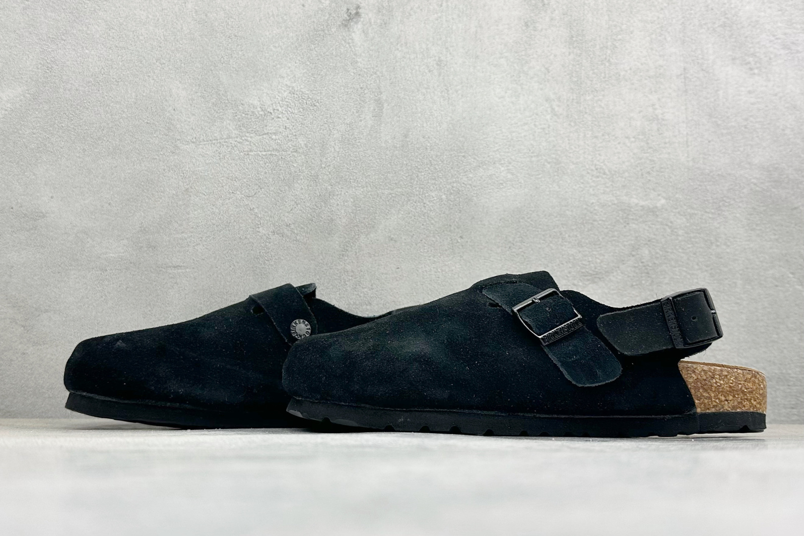 170 Birkenstock Boston 勃肯绒面金属针扣软木底包头拖鞋 1028337