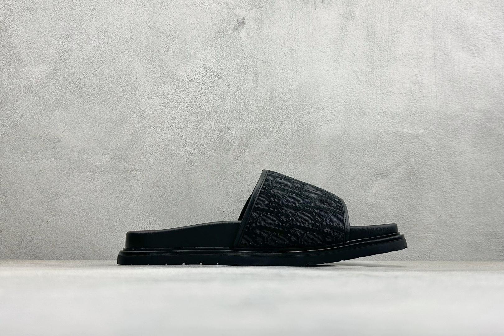 220 Dior迪奥 Alias系列 2026新品 圆头刺绣魔术贴拖鞋-Chinese UA Cheap High Quatity Brand Clothes Bags handbags Sneakers wholesale wholesaler seller from China Factory suppliers Fashion Clothing Shoes best Quality Beautiful Price 220 Dior迪奥 Alias系列 2026新品 圆头刺绣魔术贴拖鞋