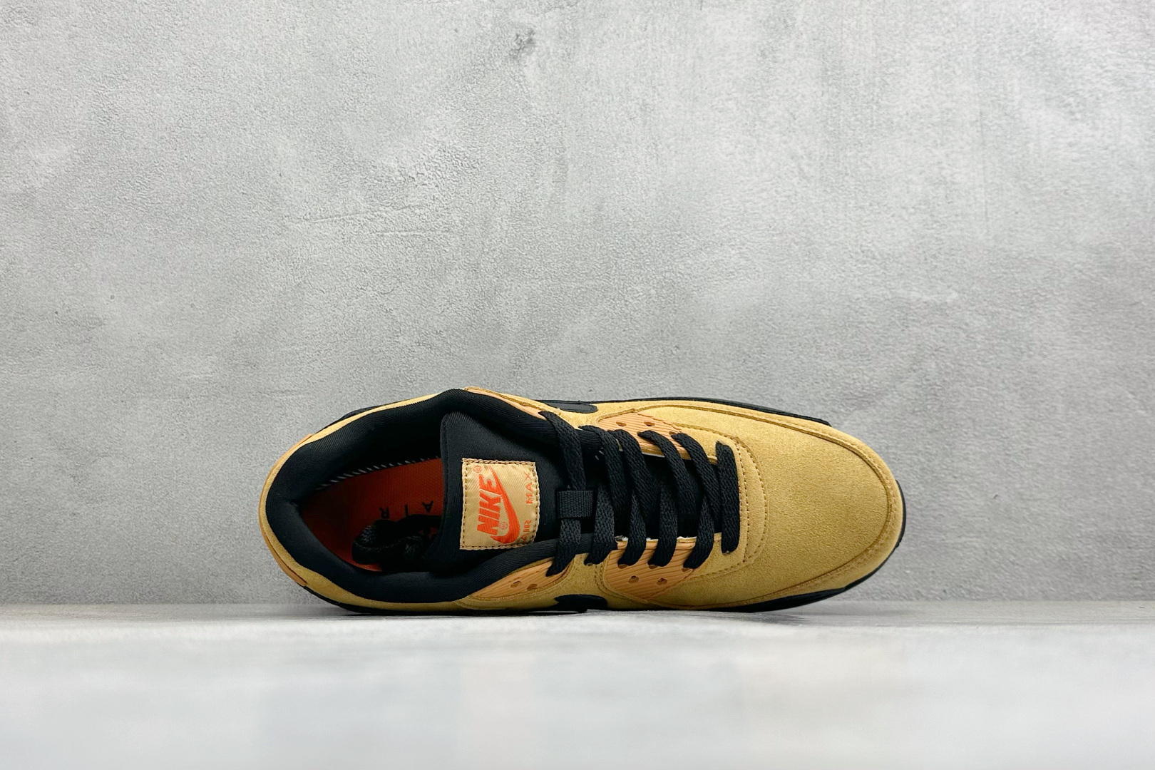 Nike Air Max 90 耐克复古气垫跑鞋 AJ1285-700-Top High Quatity Cheap Sneakers Fashion Clothing Clothes Bags handbags Shoes of all Brand wholesale With The best Quality And Beautiful Price from China Factory Chinese suppliers wholesaler seller Nike Air Max 90 耐克复古气垫跑鞋 AJ1285-700